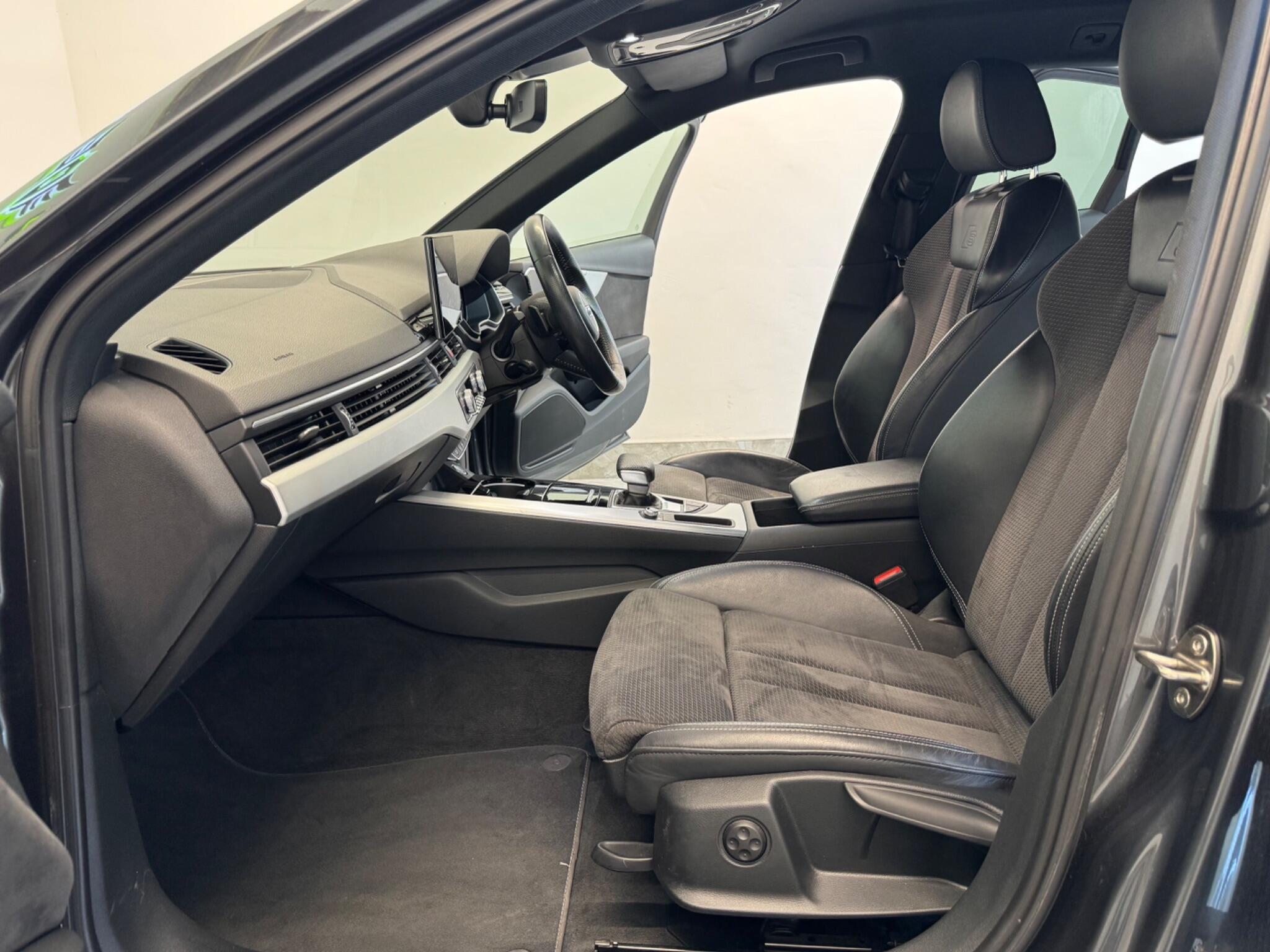 Audi A4 view 31