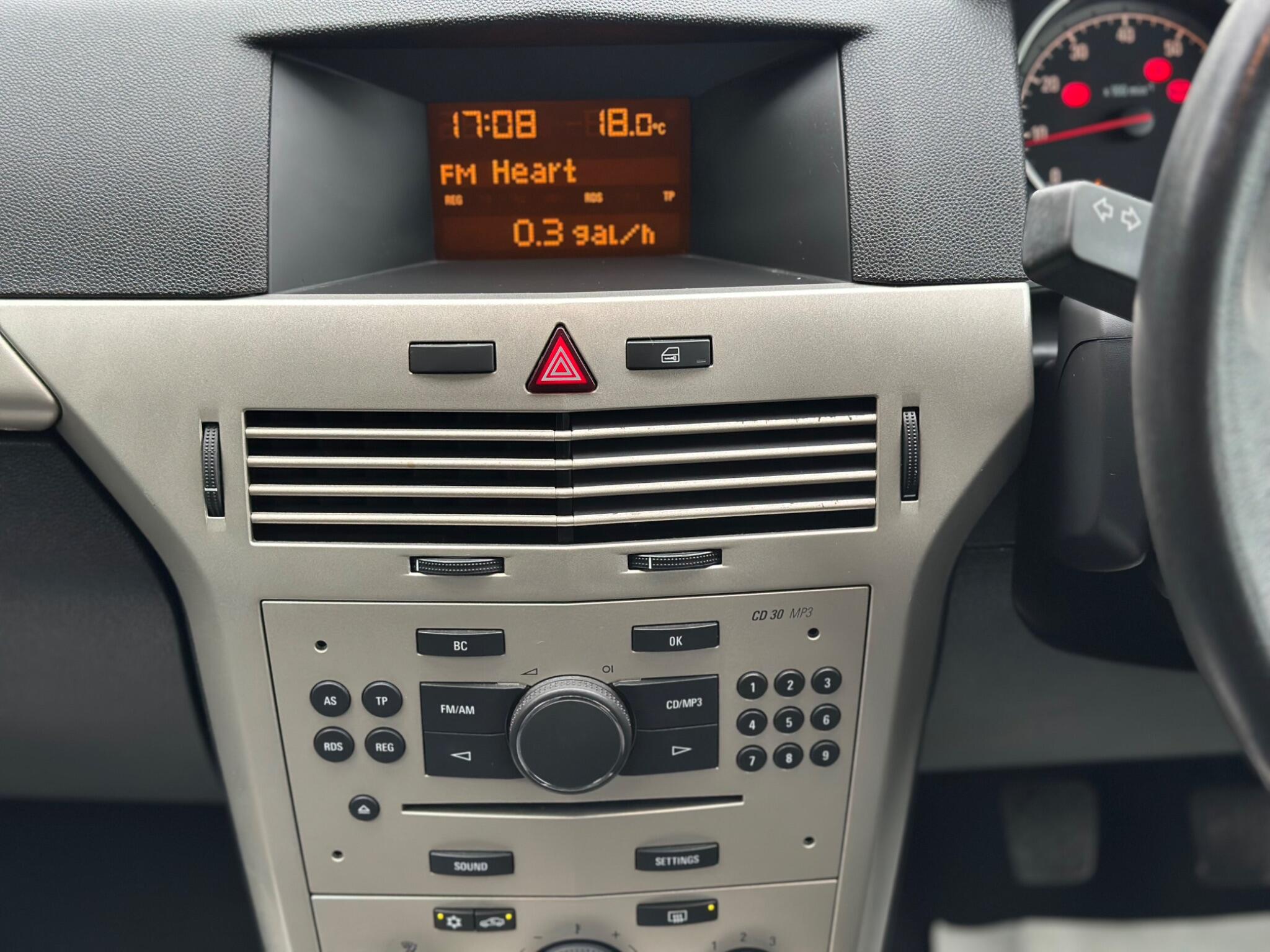 Vauxhall Astra view 28