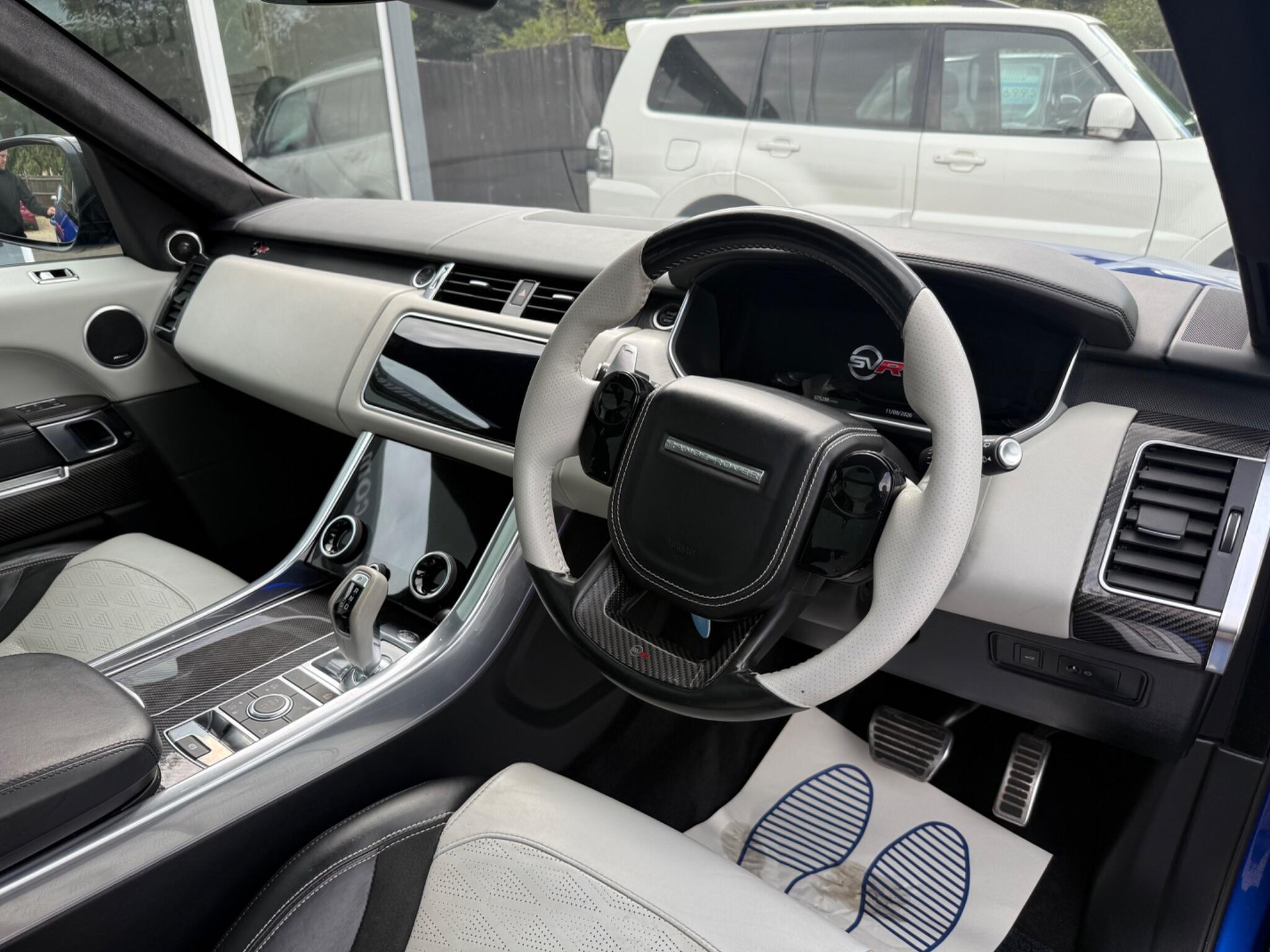 Land Rover Range Rover Sport view 10
