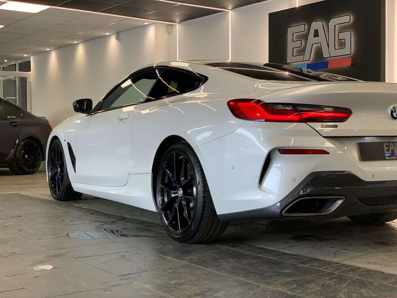 BMW 8 Series view 7