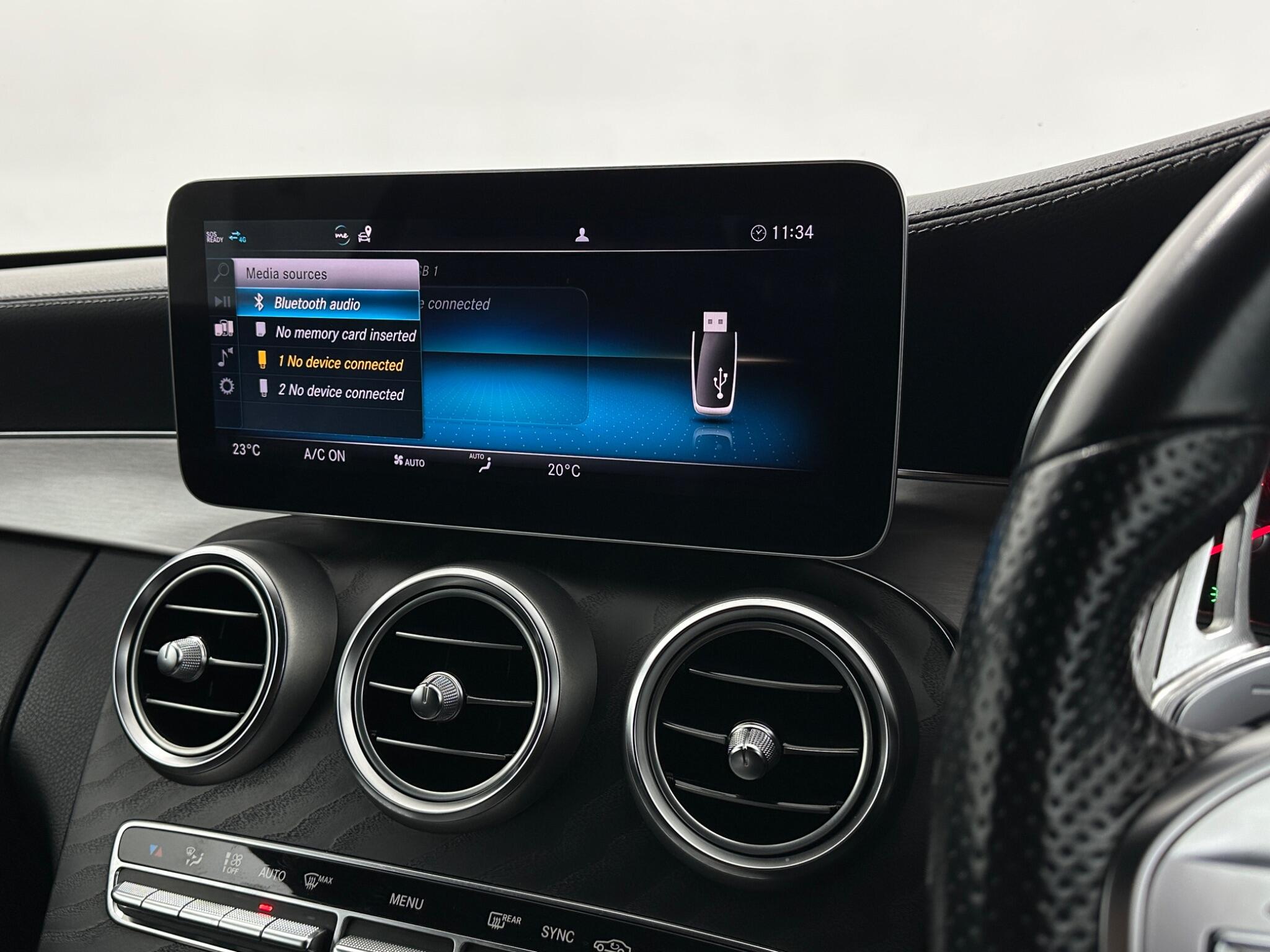 Mercedes-Benz C-Class view 27