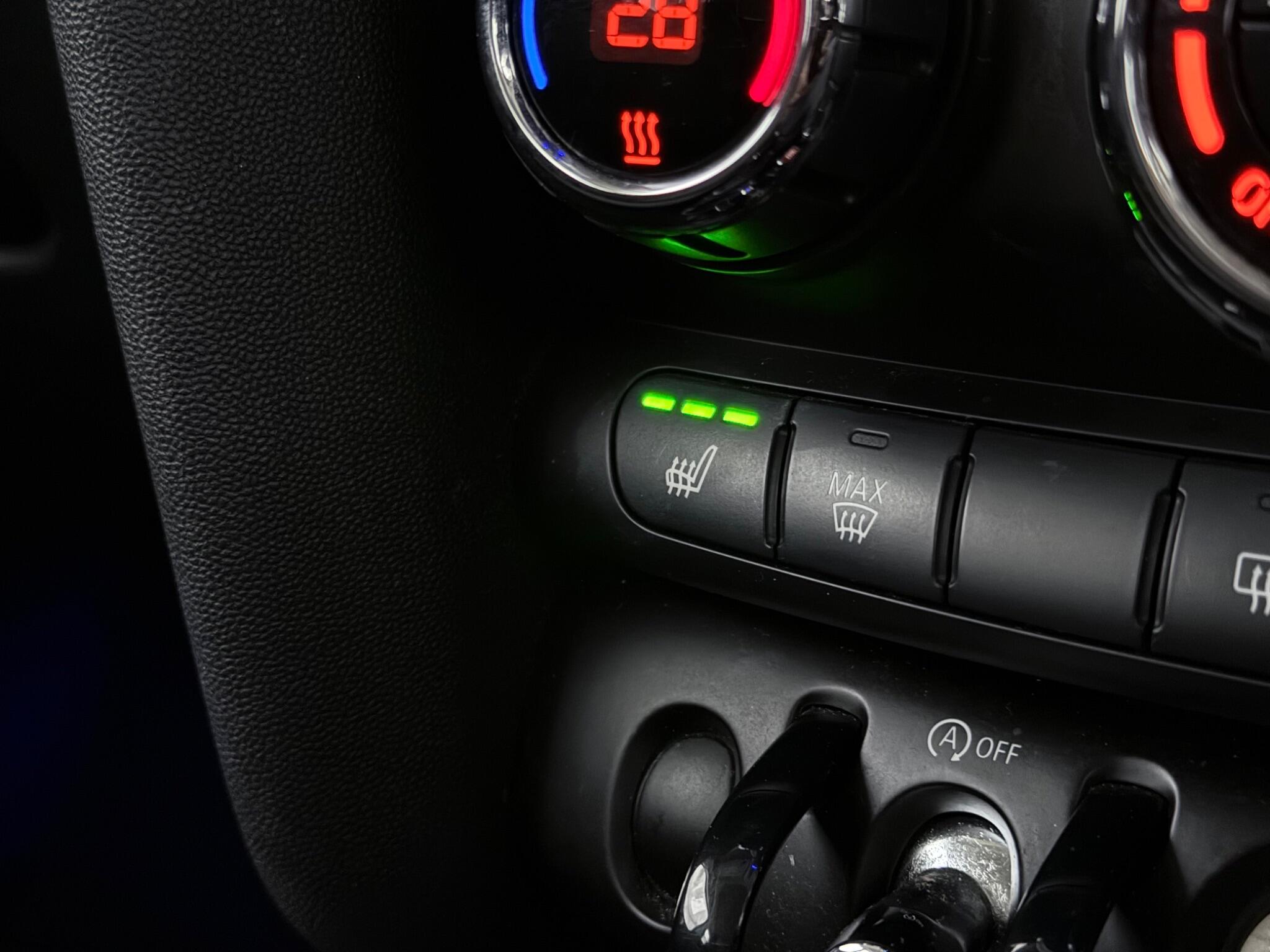Mini Hatch view 22