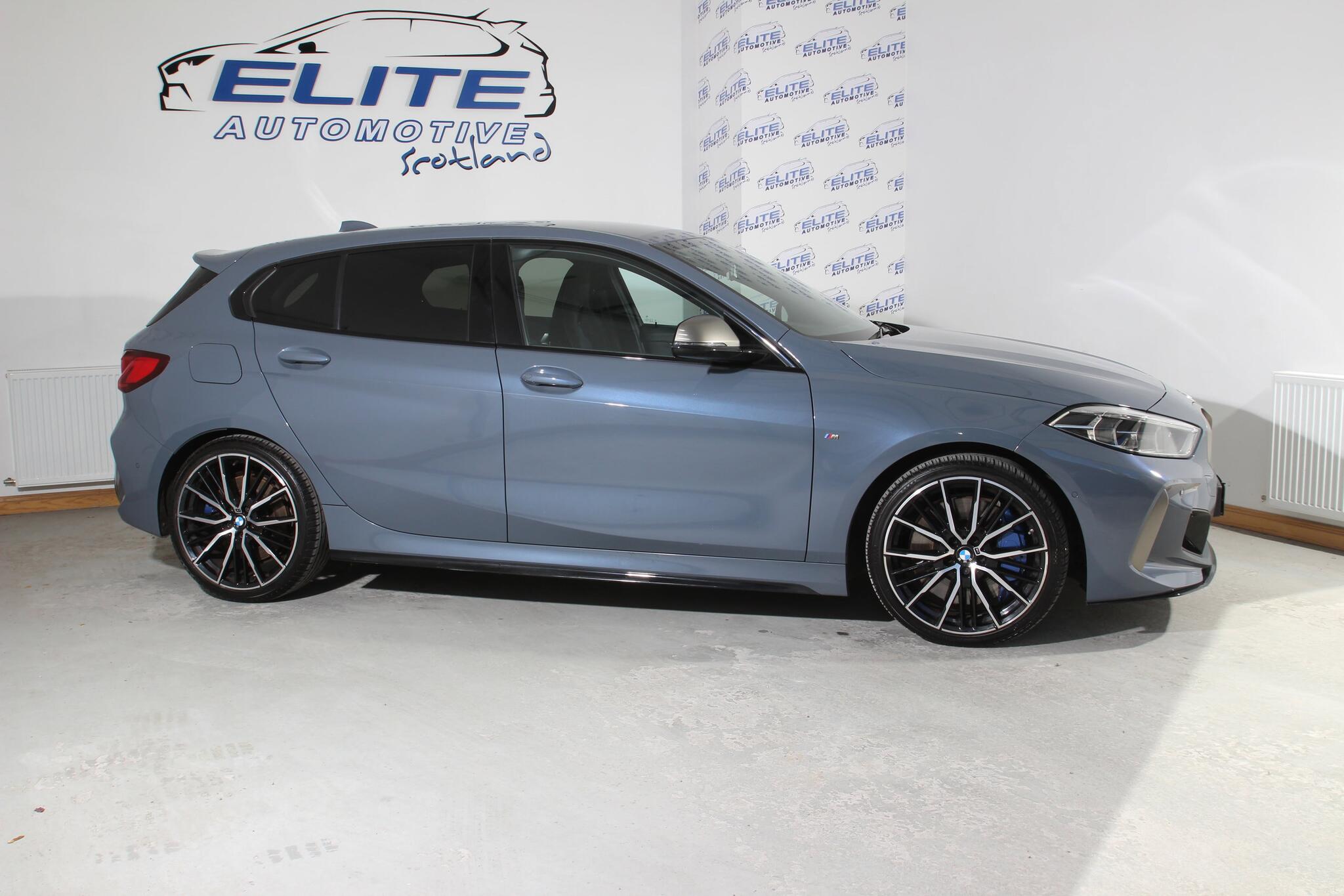 BMW 1 Series view 8