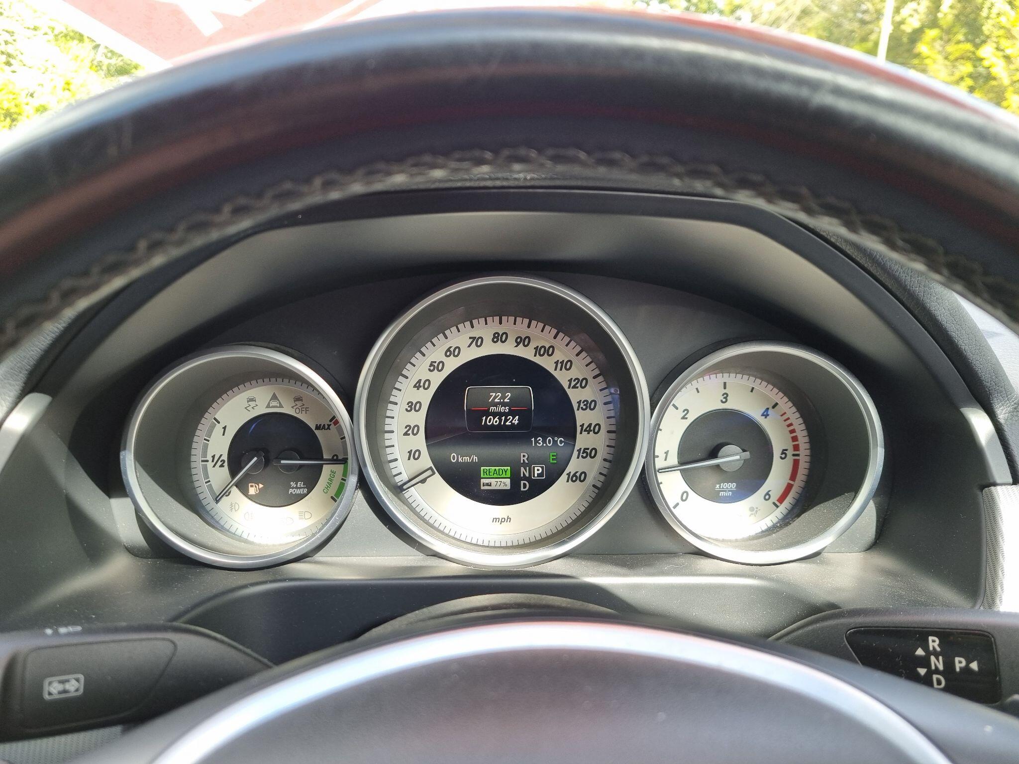 Mercedes-Benz E Class view 69