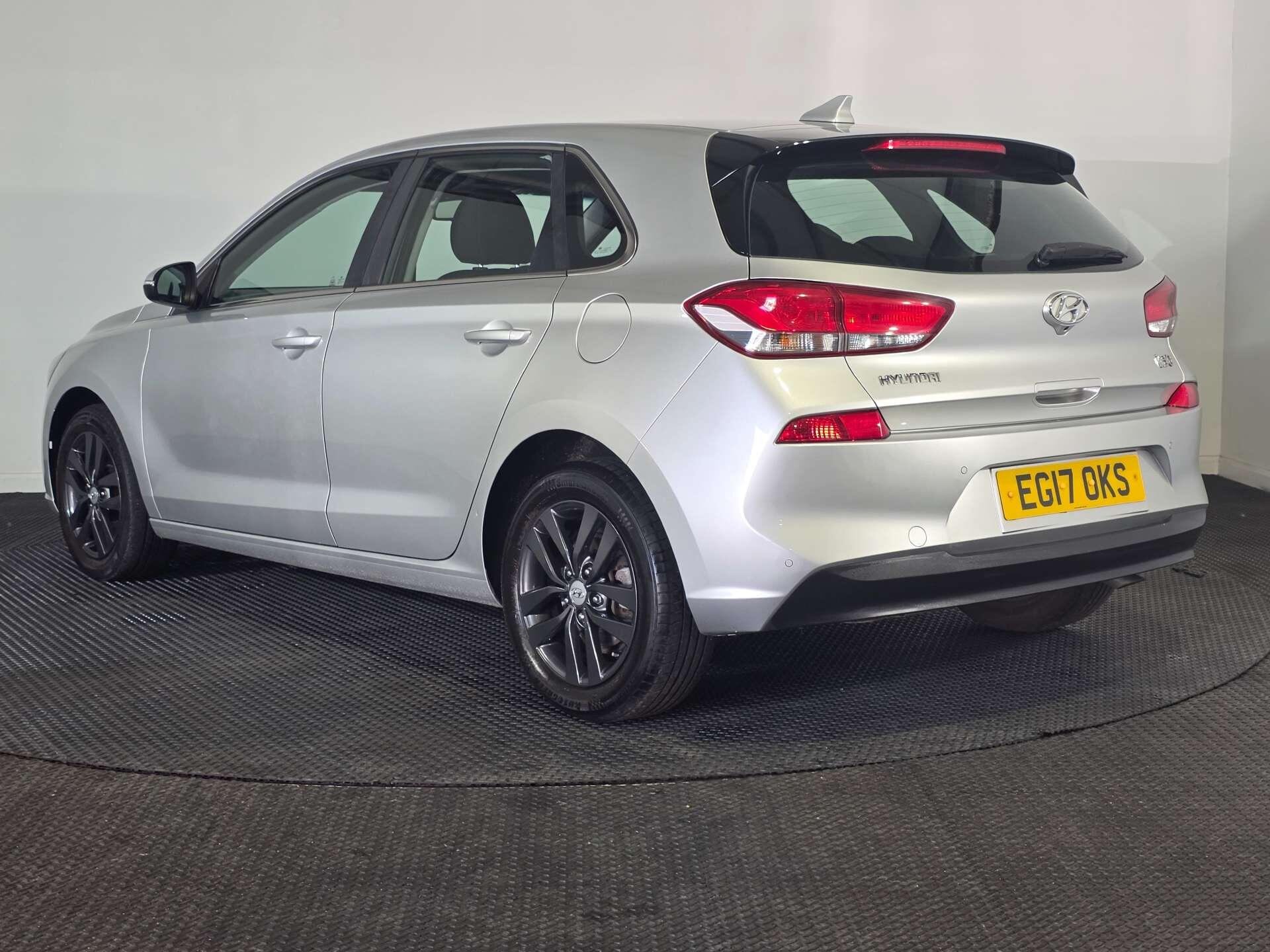 Hyundai I30 view 5
