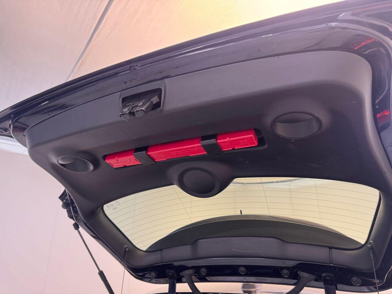 Mini Electric Hatch view 55