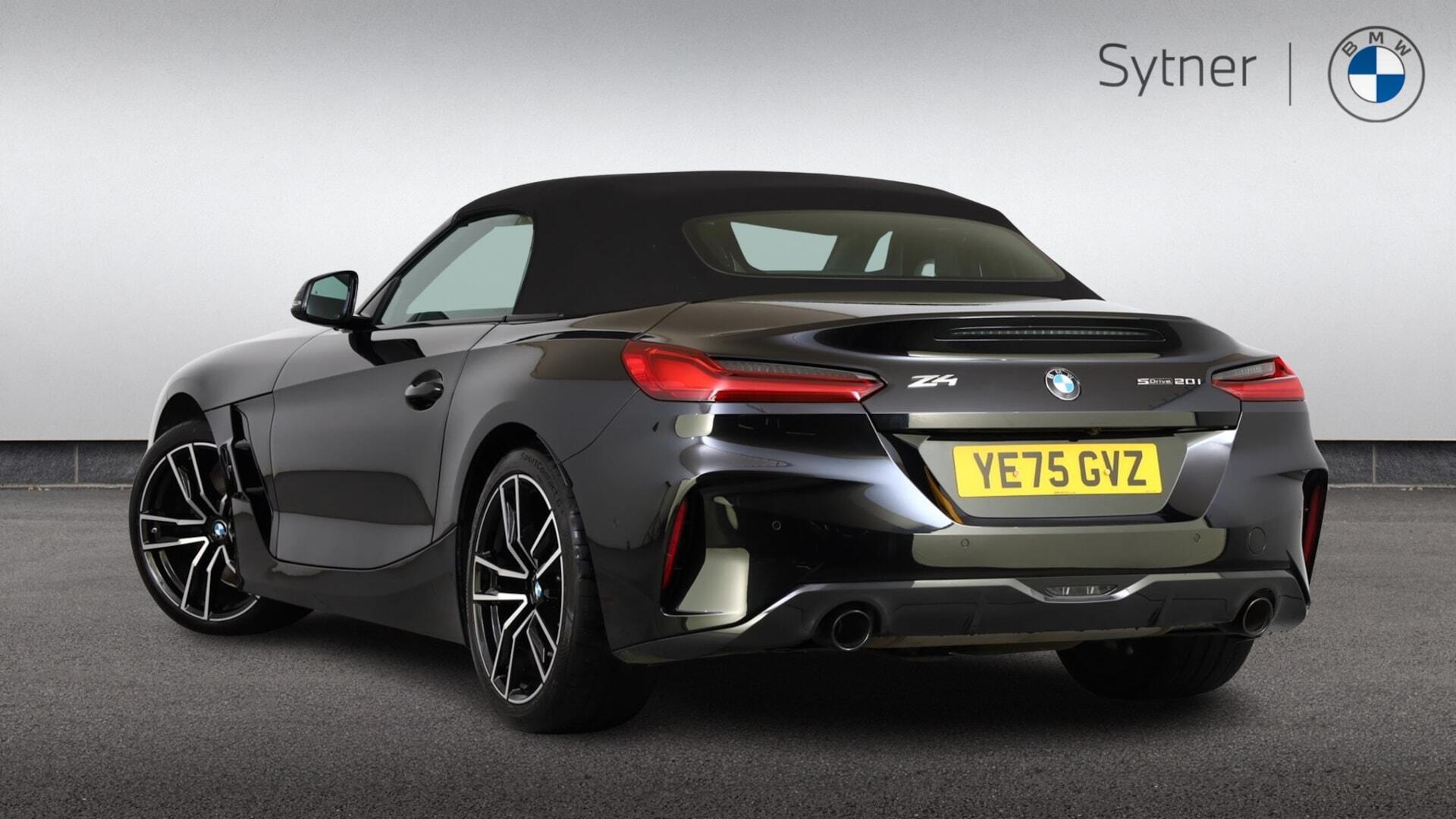 BMW Z4 view 3