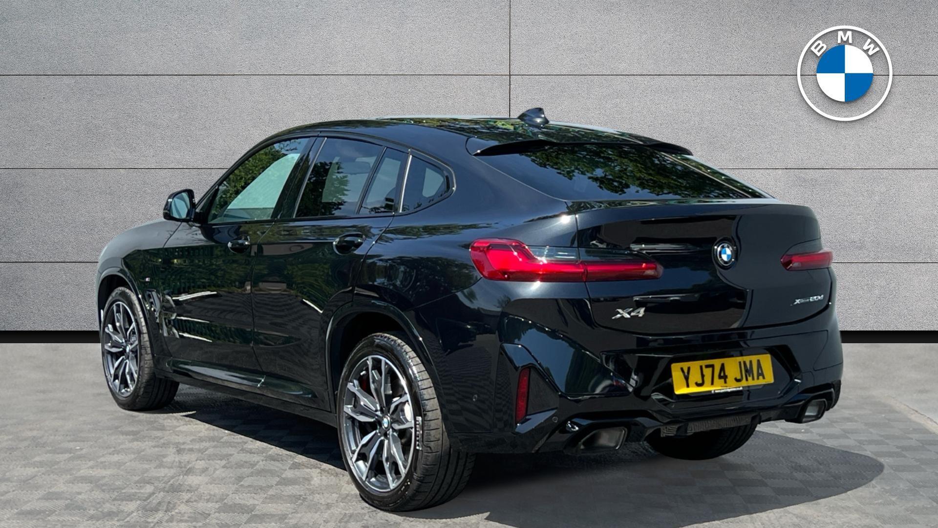 BMW X4 view 2