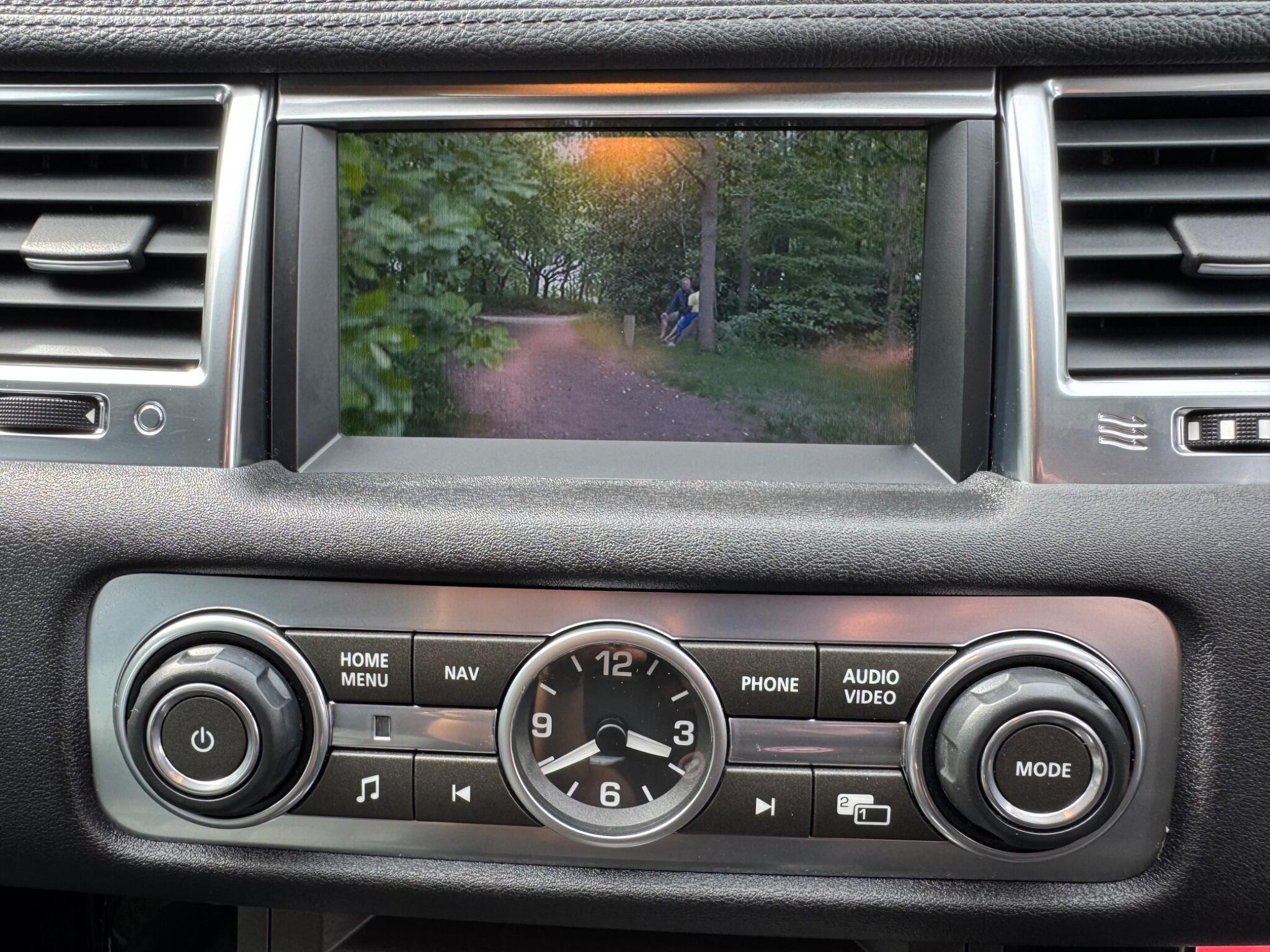 Land Rover Range Rover Sport view 27