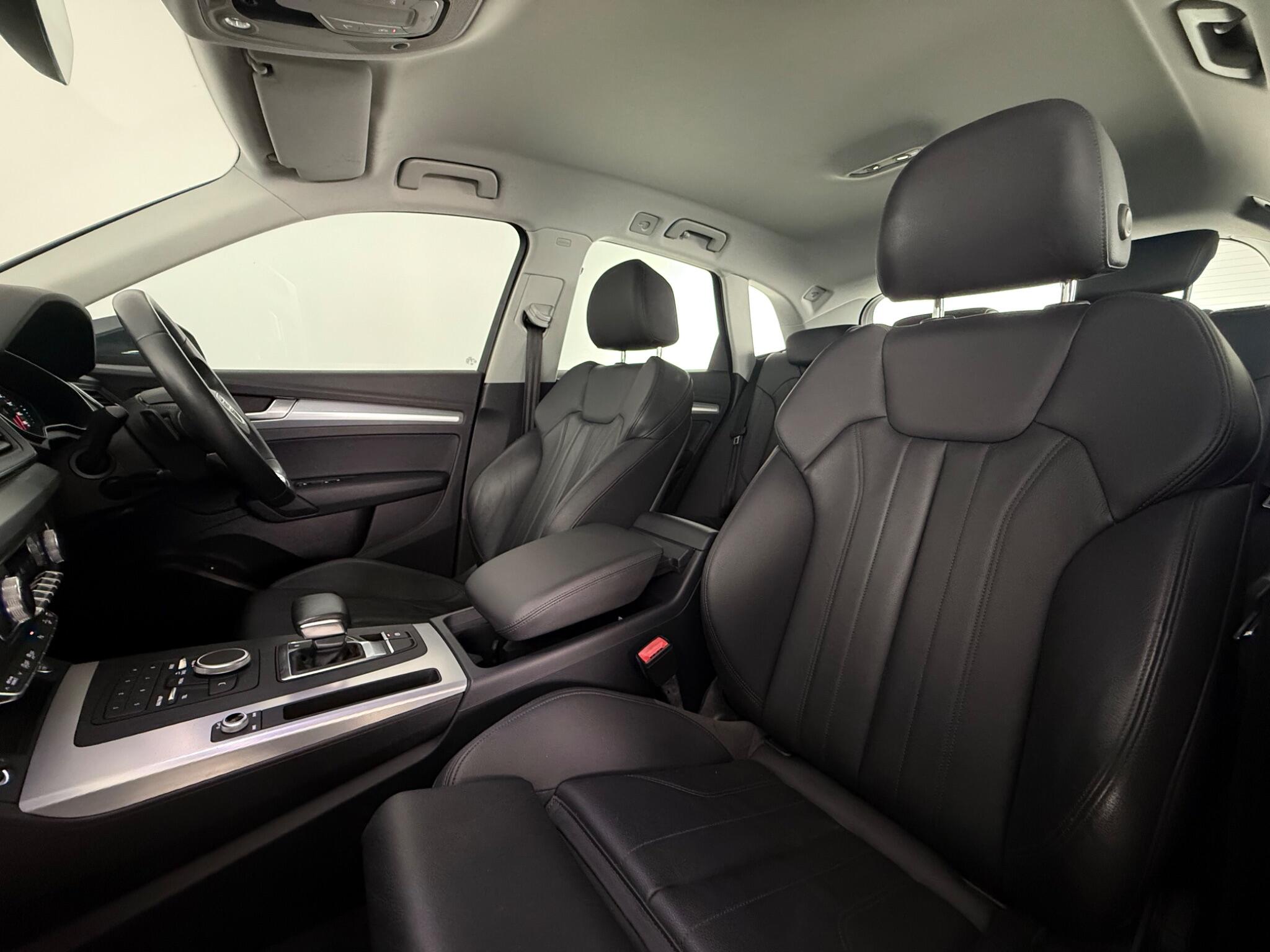 Audi Q5 view 30