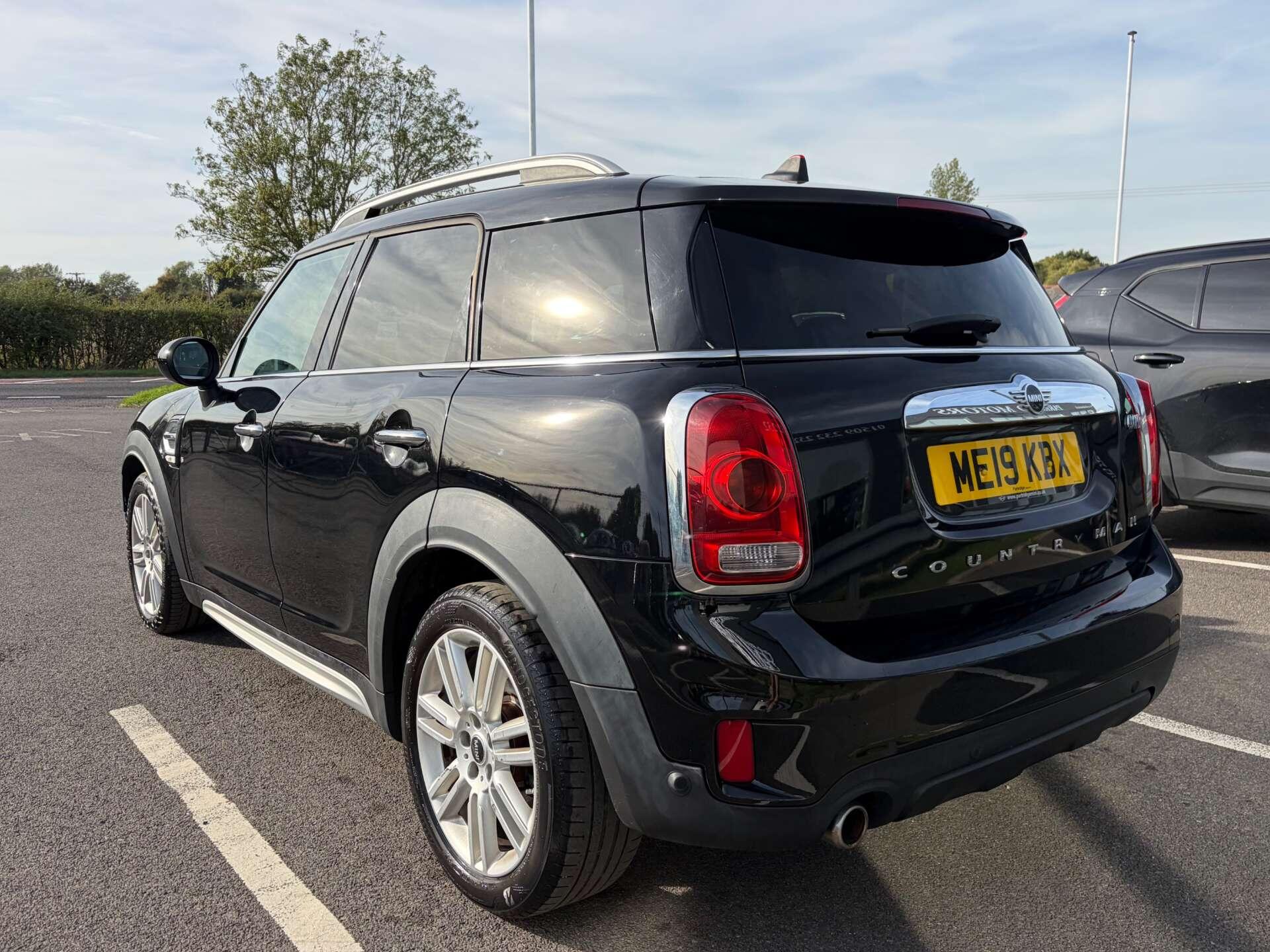 Mini Countryman view 6