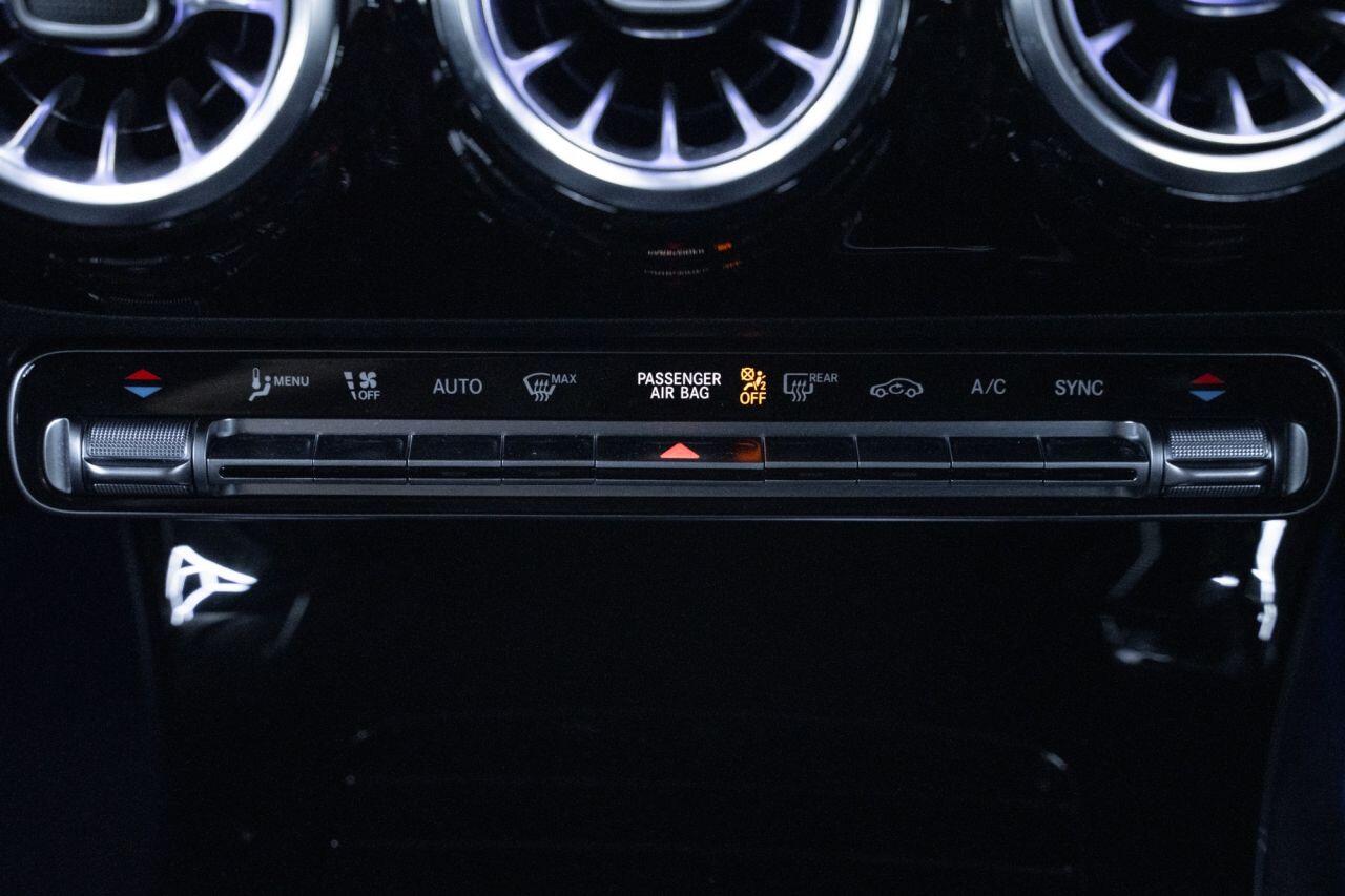 Mercedes-Benz A-Class view 17