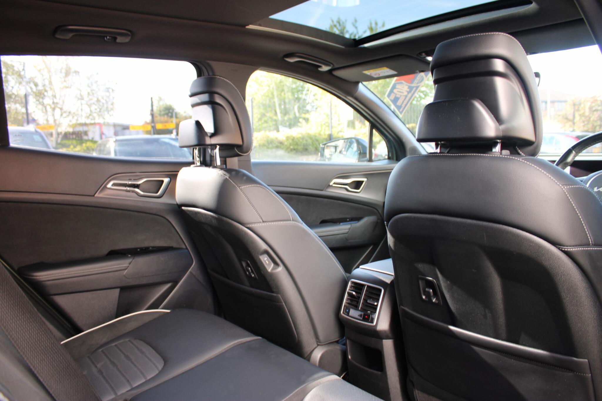 Kia Sportage view 25