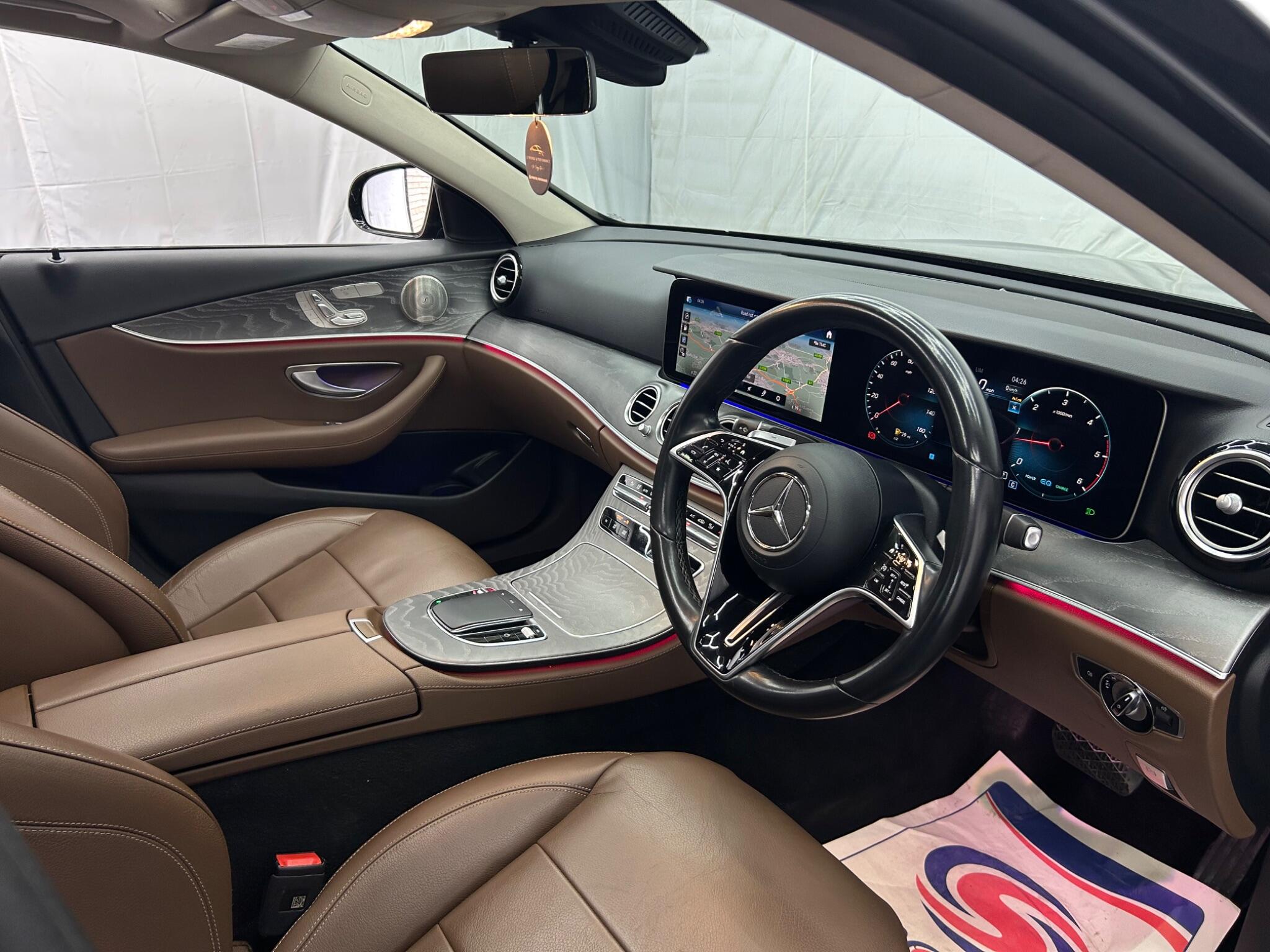Mercedes-Benz E Class view 10