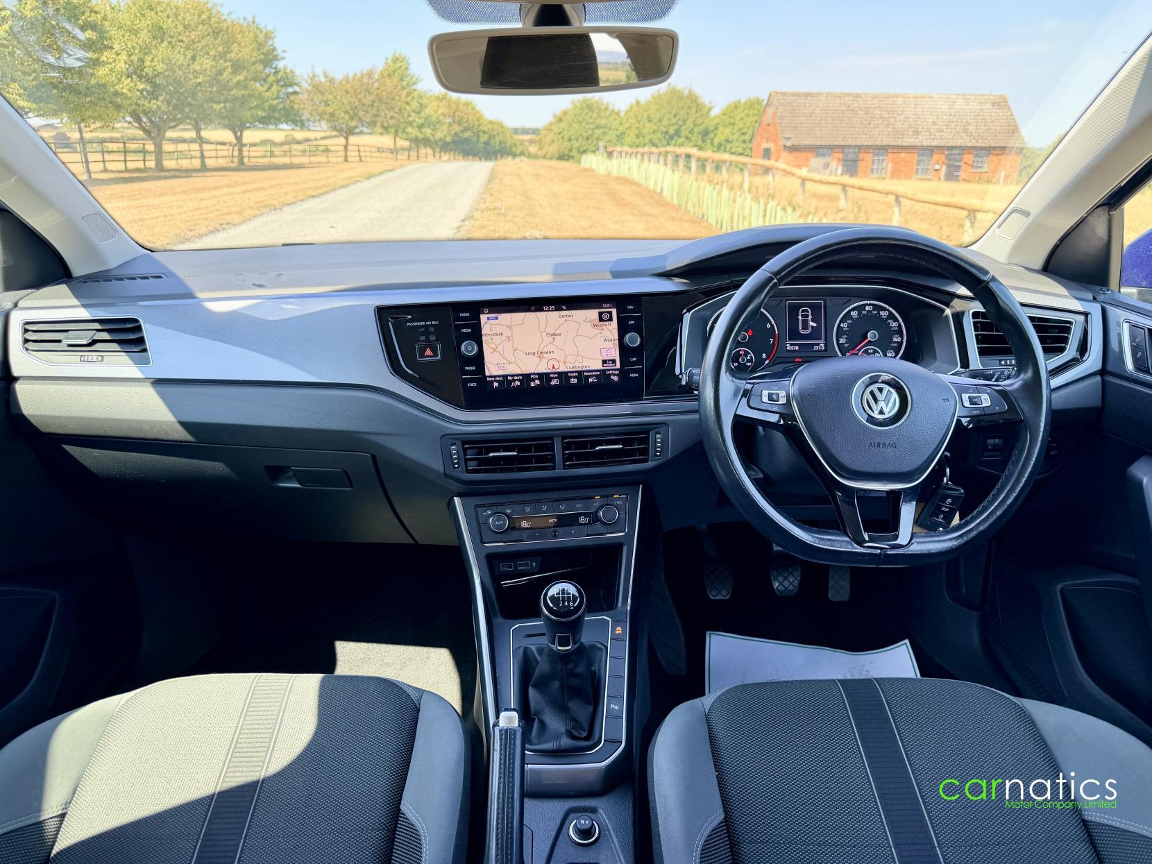 Volkswagen Polo view 16