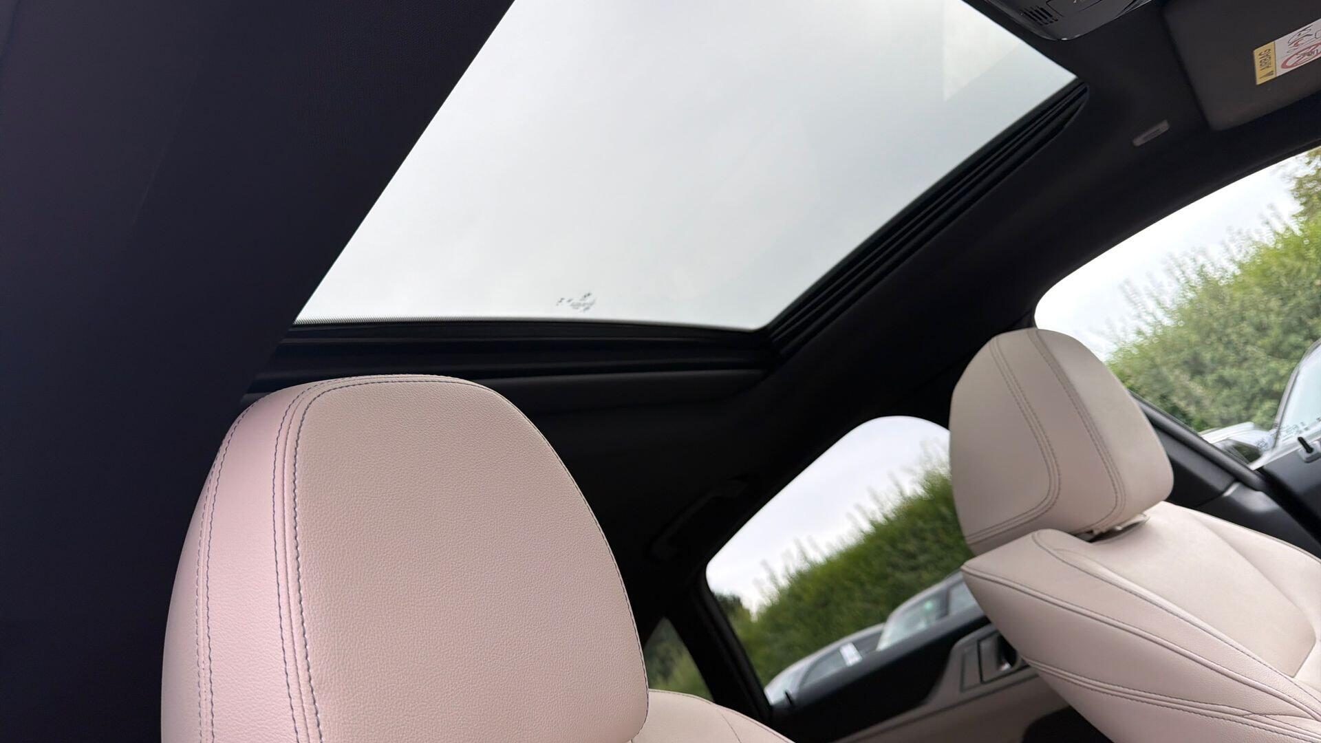 BMW 4 Series view 22
