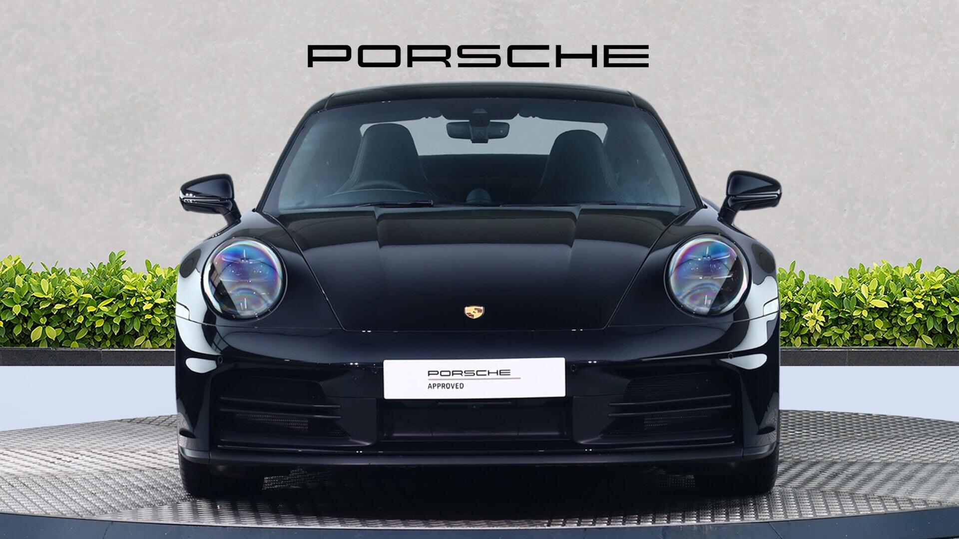 Porsche 911 view 2