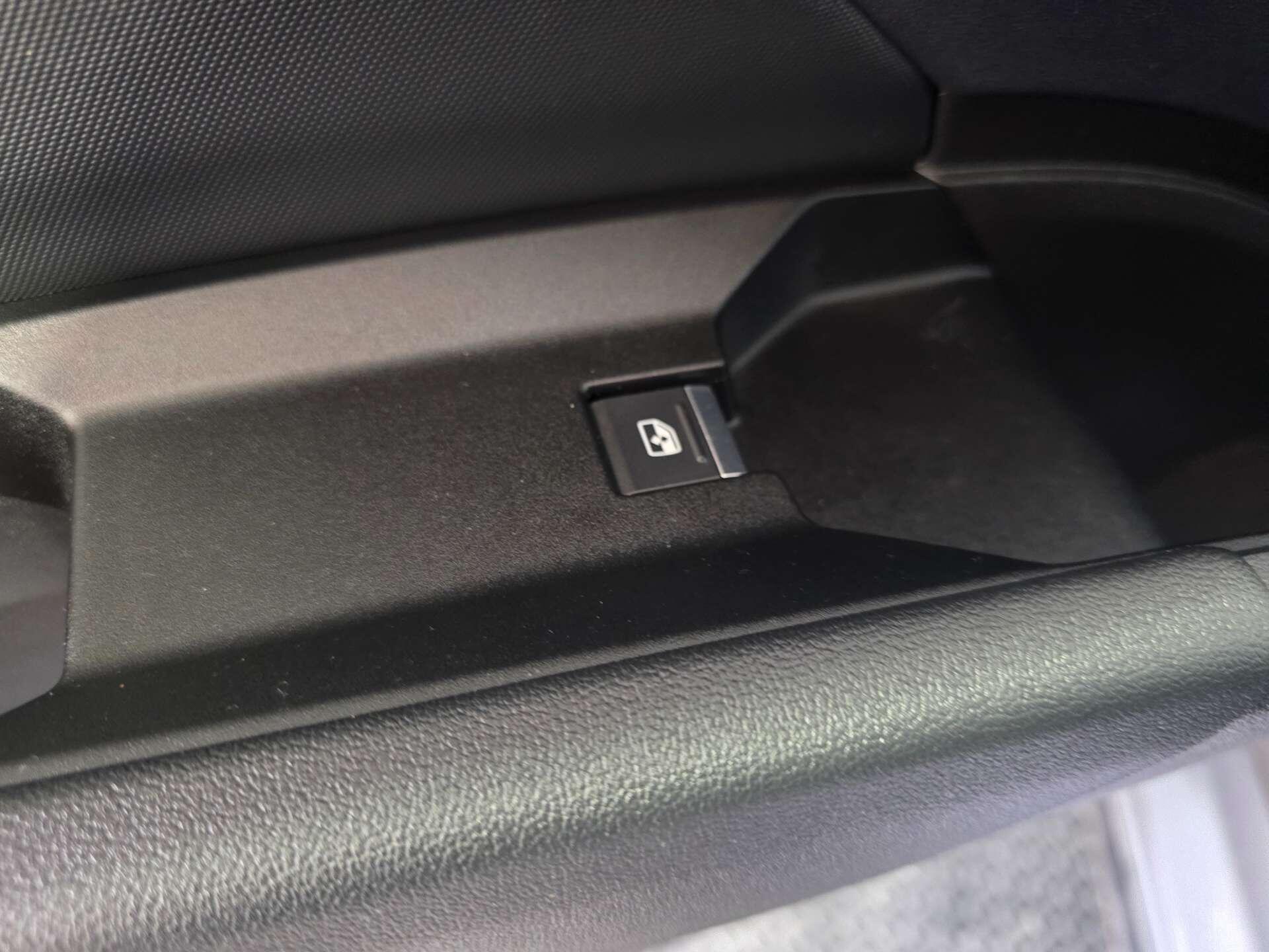 Audi Q4 E-Tron view 49
