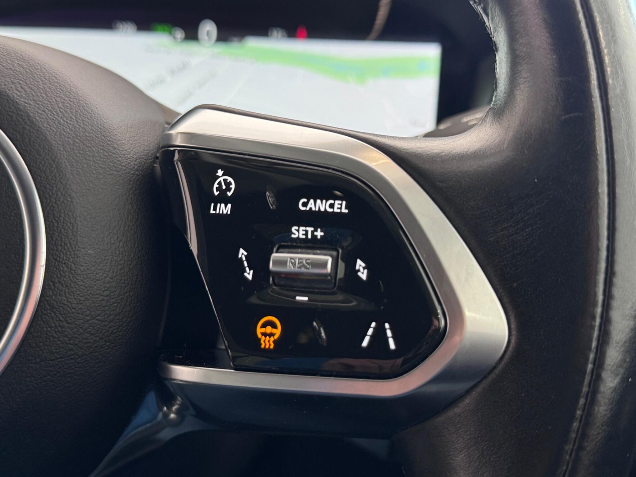 Jaguar I-Pace view 13