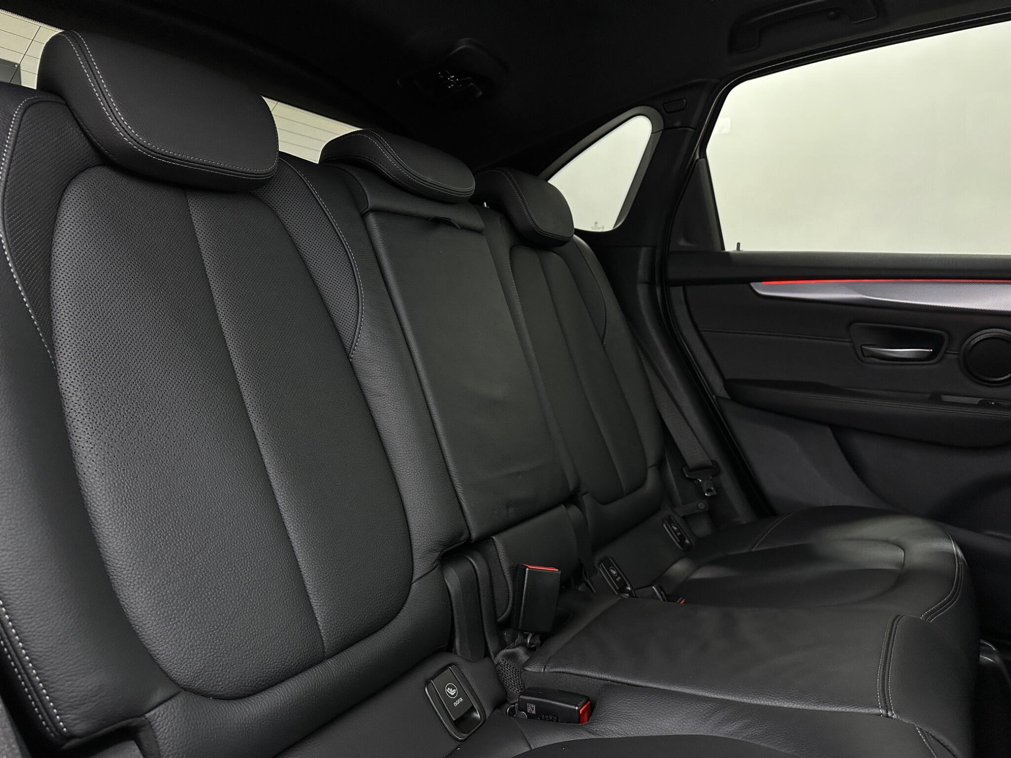 BMW 2 Series view 42