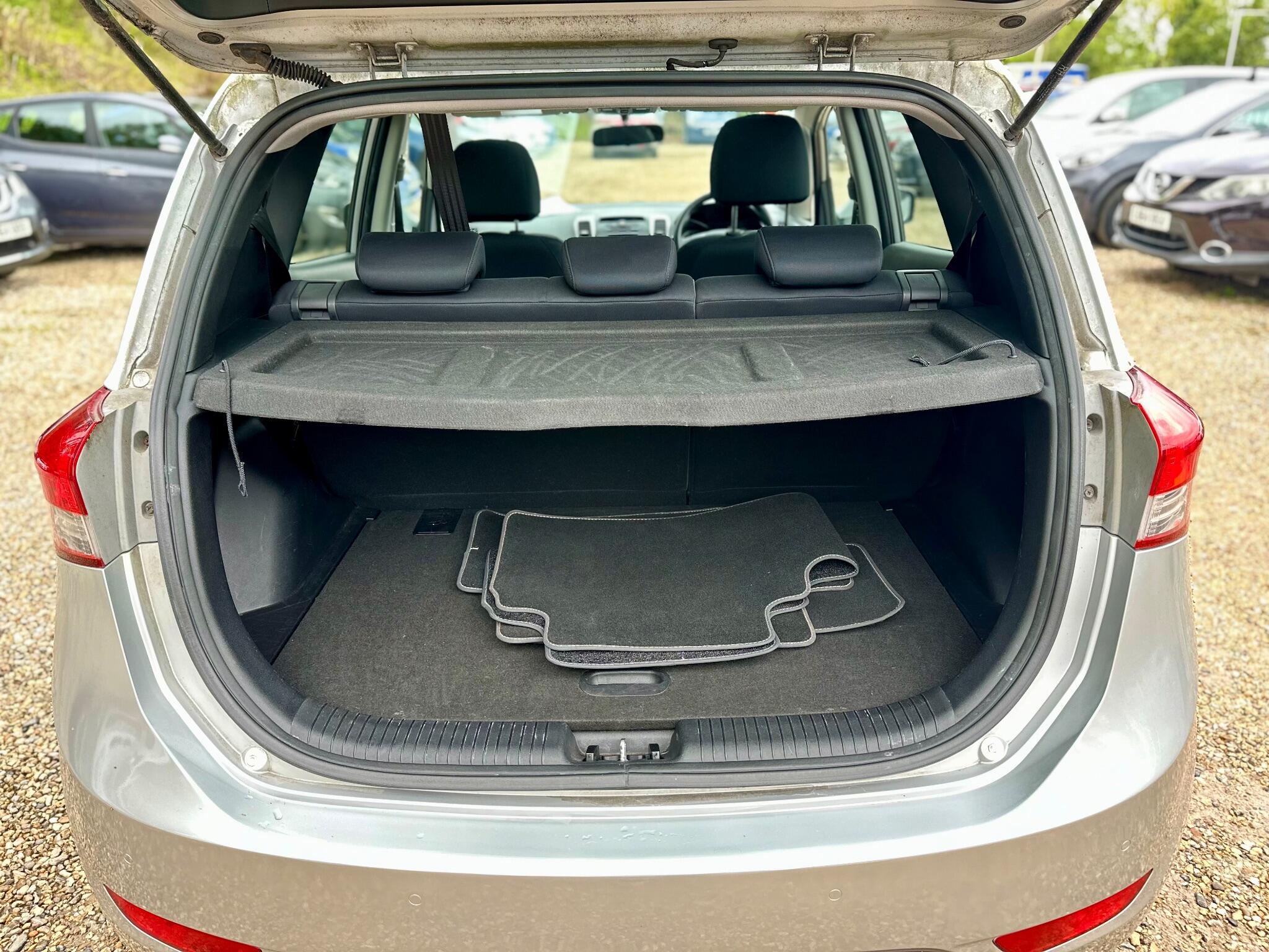 Hyundai ix20 view 13