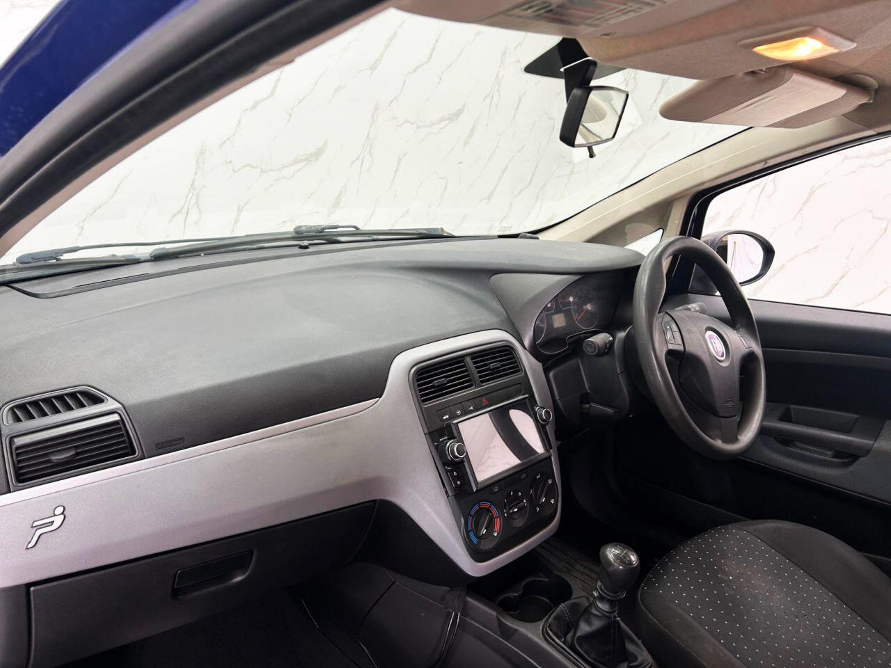 Fiat Grande Punto view 14