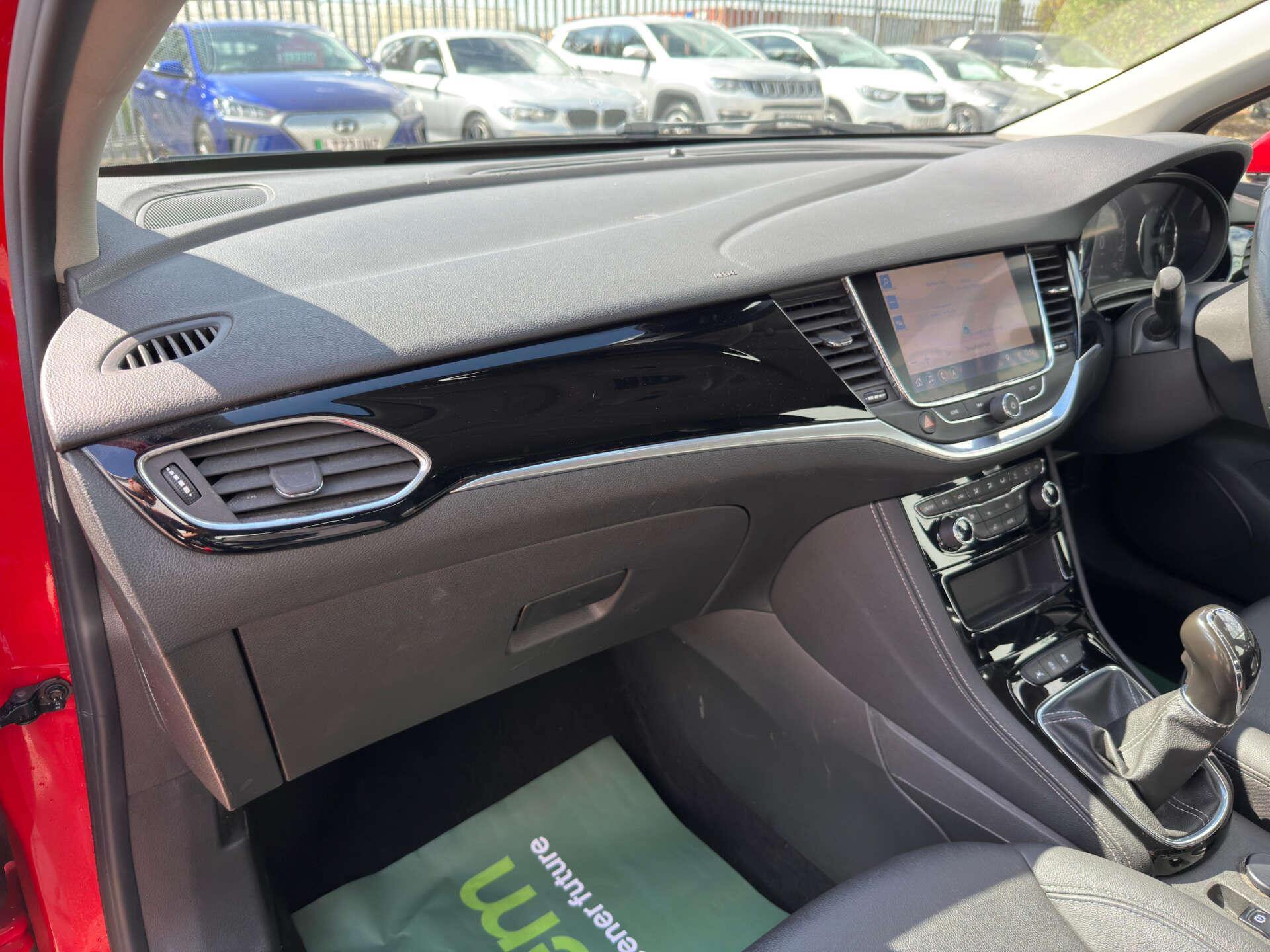 Vauxhall Astra view 22
