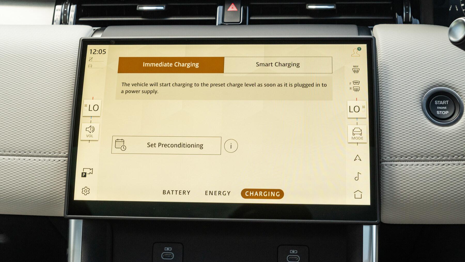 Land Rover Discovery Sport view 83