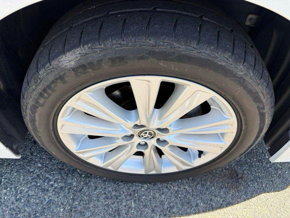 Toyota Vellfire view 19