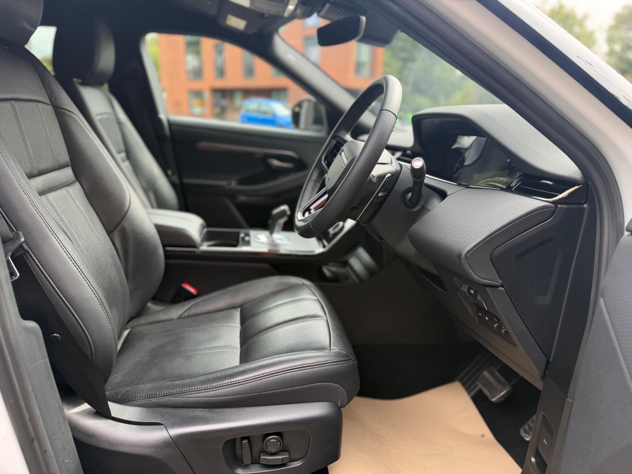 Land Rover Range Rover Evoque view 24