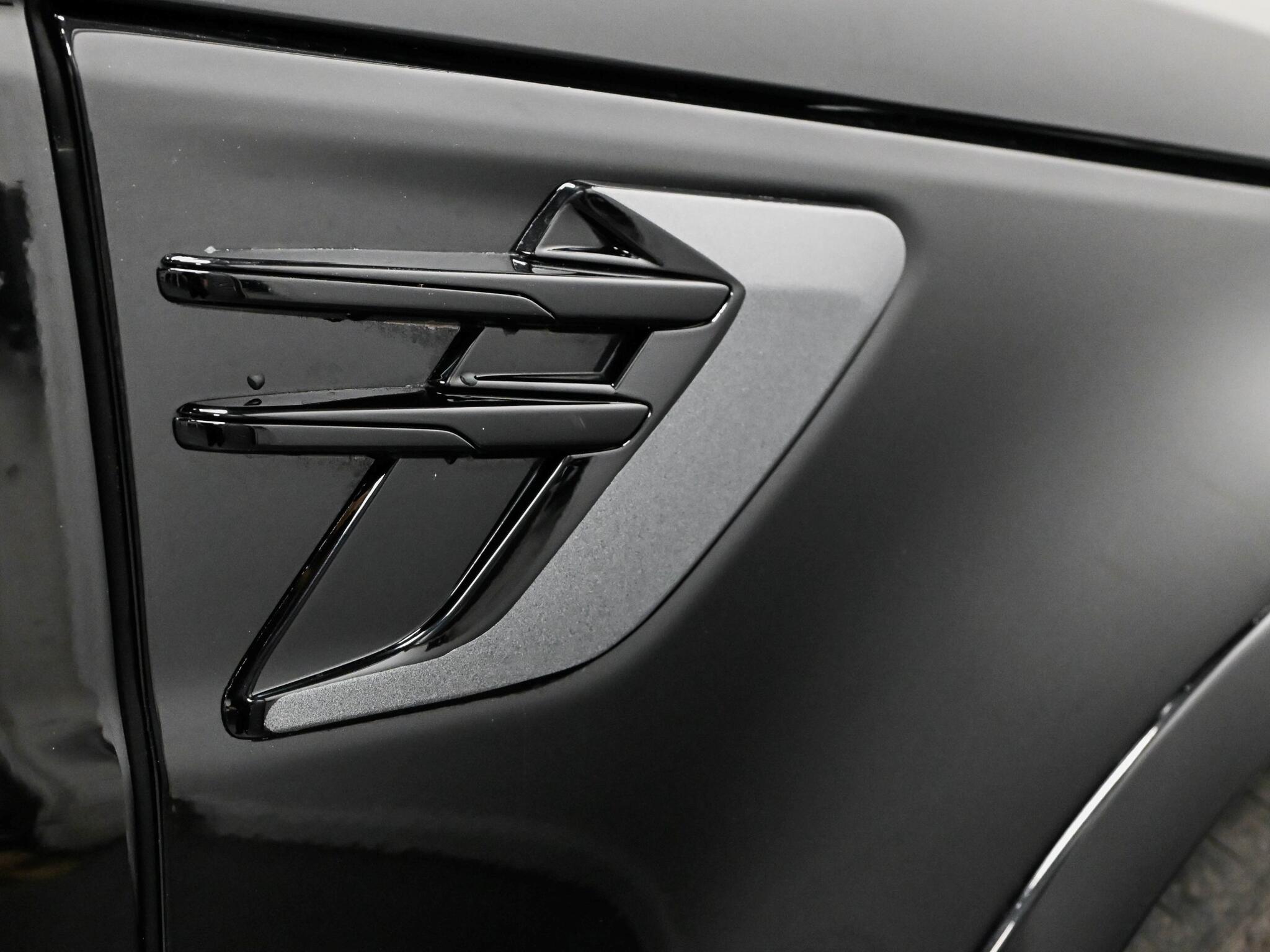 Land Rover Range Rover Sport view 33