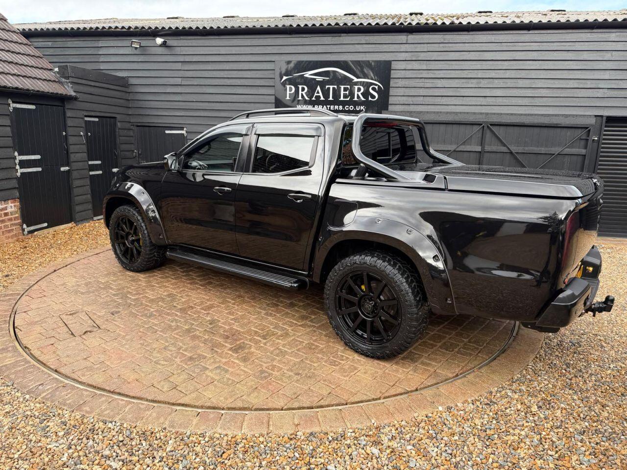 Mercedes-Benz X-Class view 19