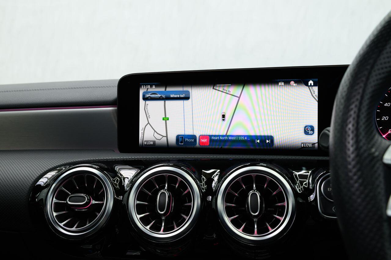 Mercedes-Benz CLA view 43