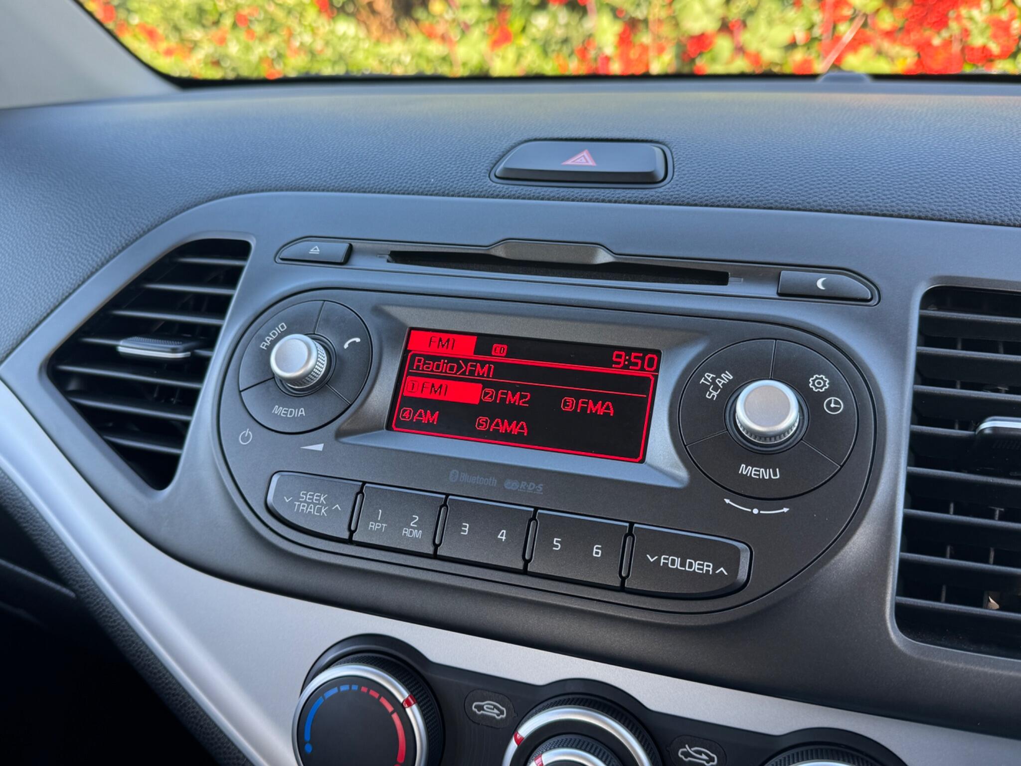 Kia Picanto view 31