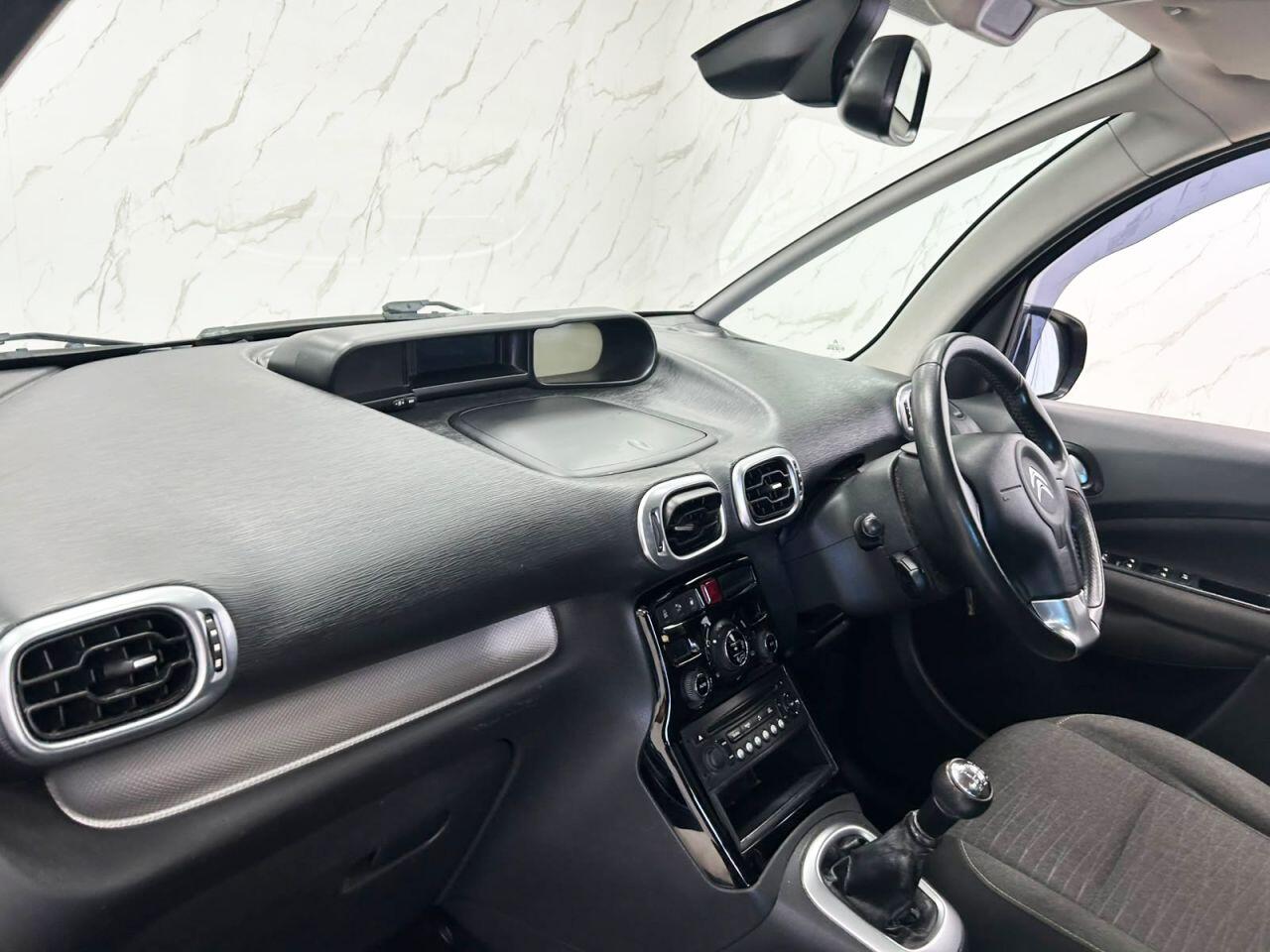 Citroen C3 Picasso view 15