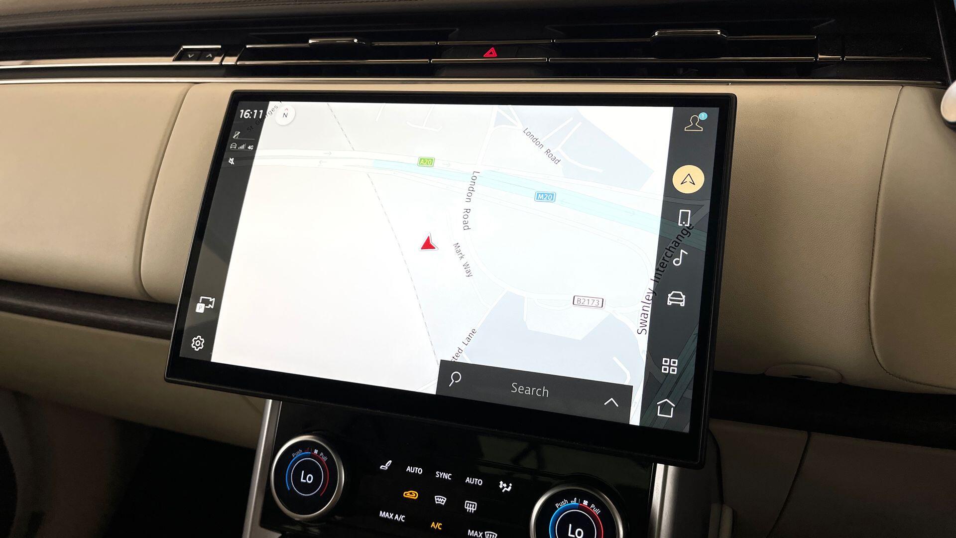 Land Rover Range Rover view 11