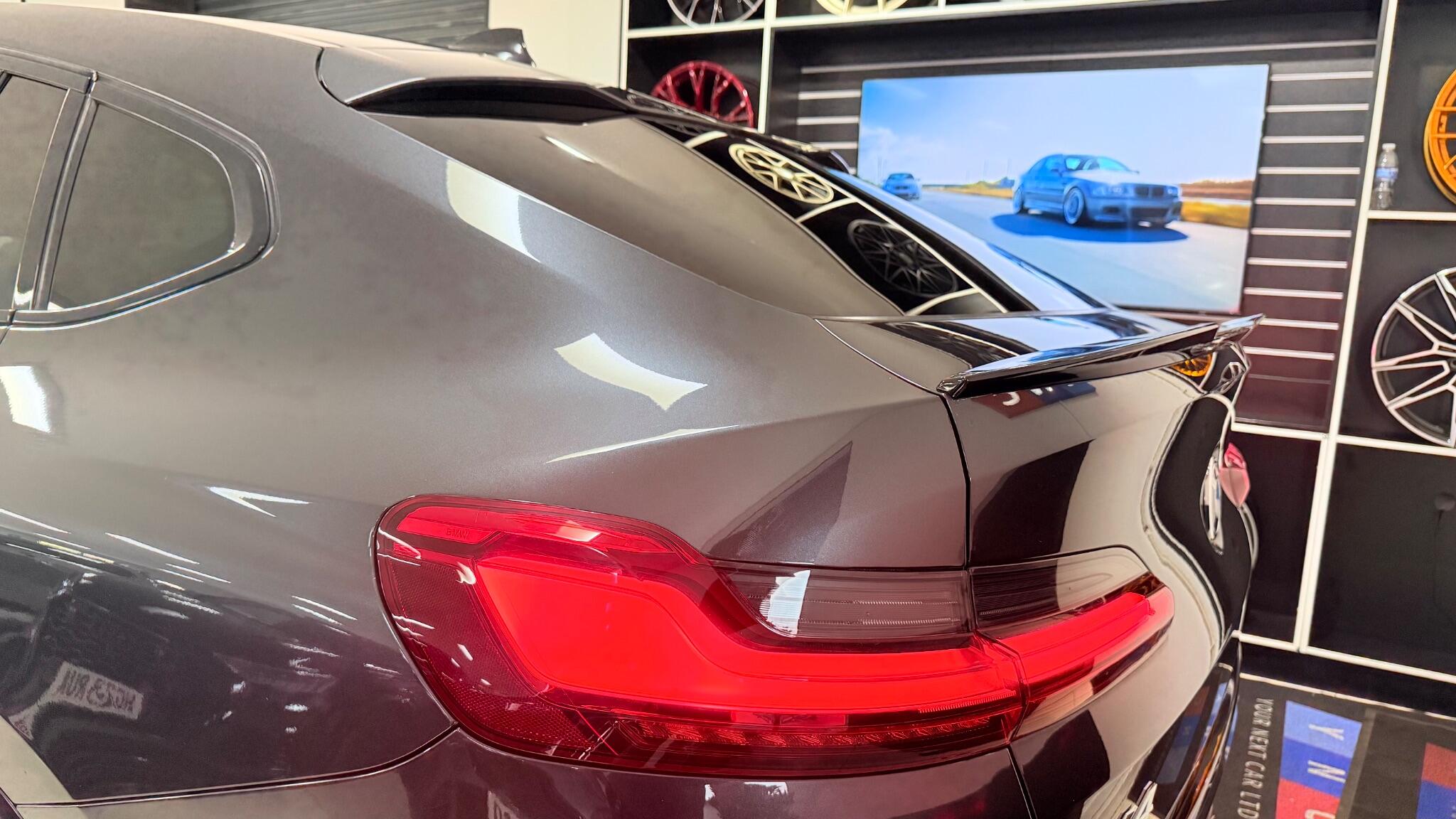 BMW X4 view 19
