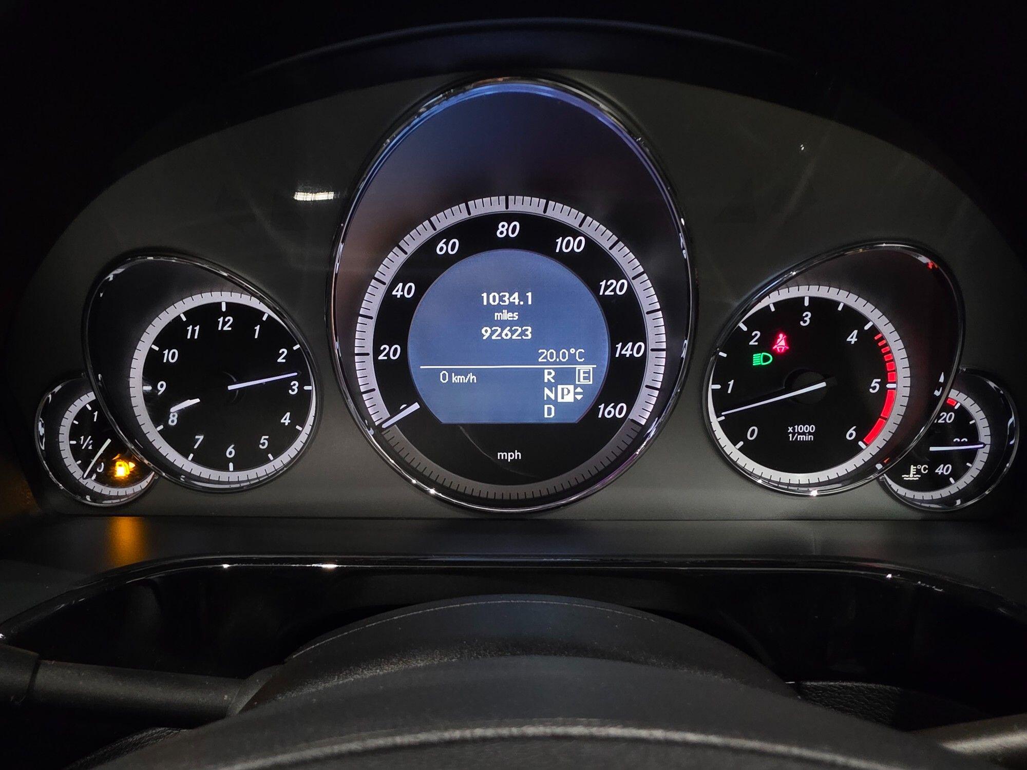 Mercedes-Benz E-Class view 39