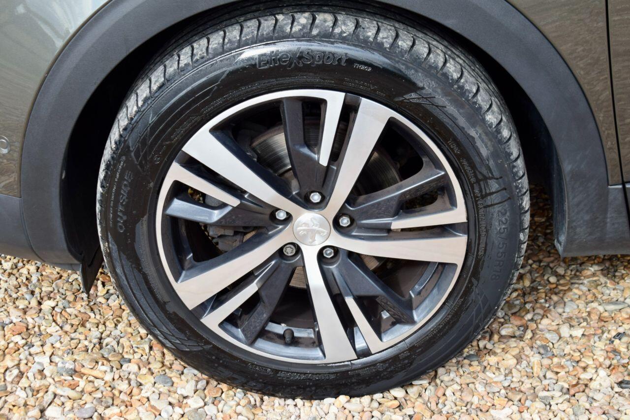 Peugeot 3008 view 21