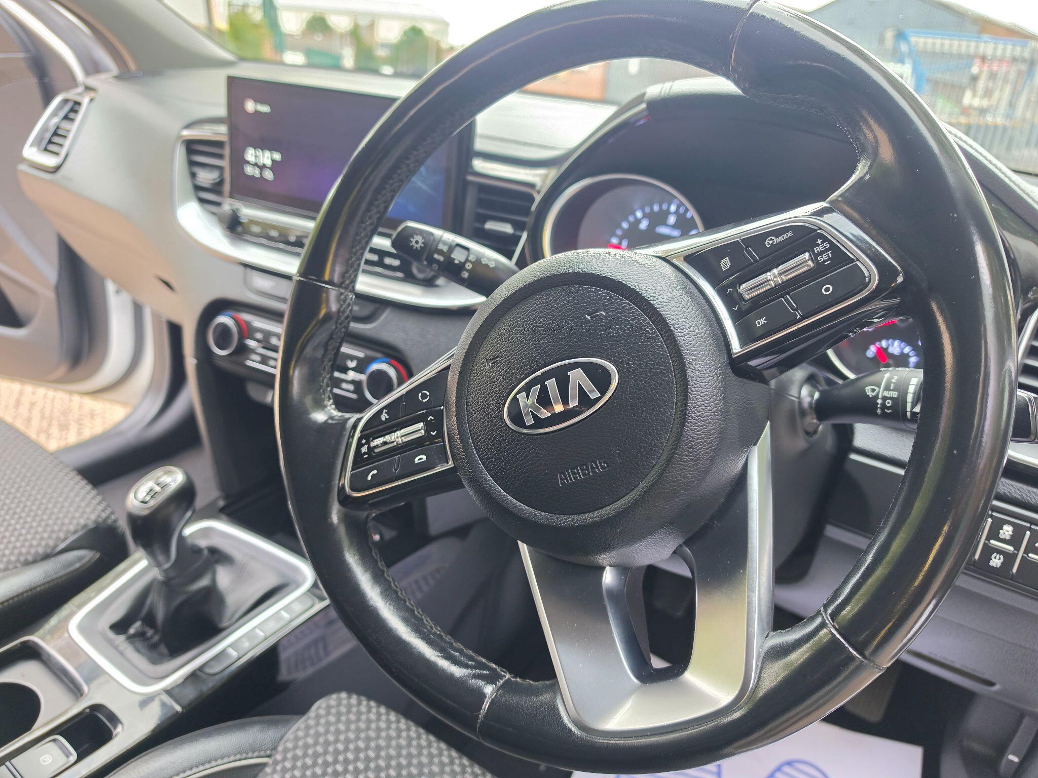 Kia Xceed view 22