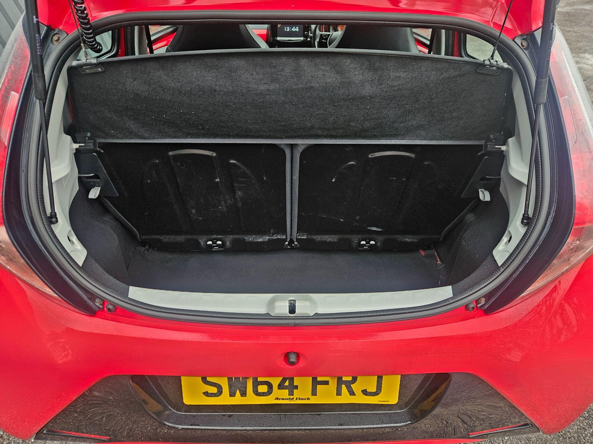 2015 Toyota AYGO image 42