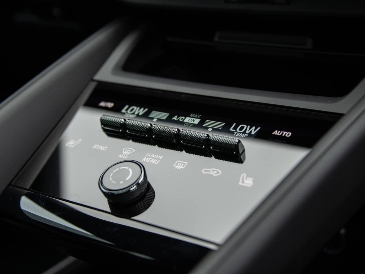 Porsche Macan view 52
