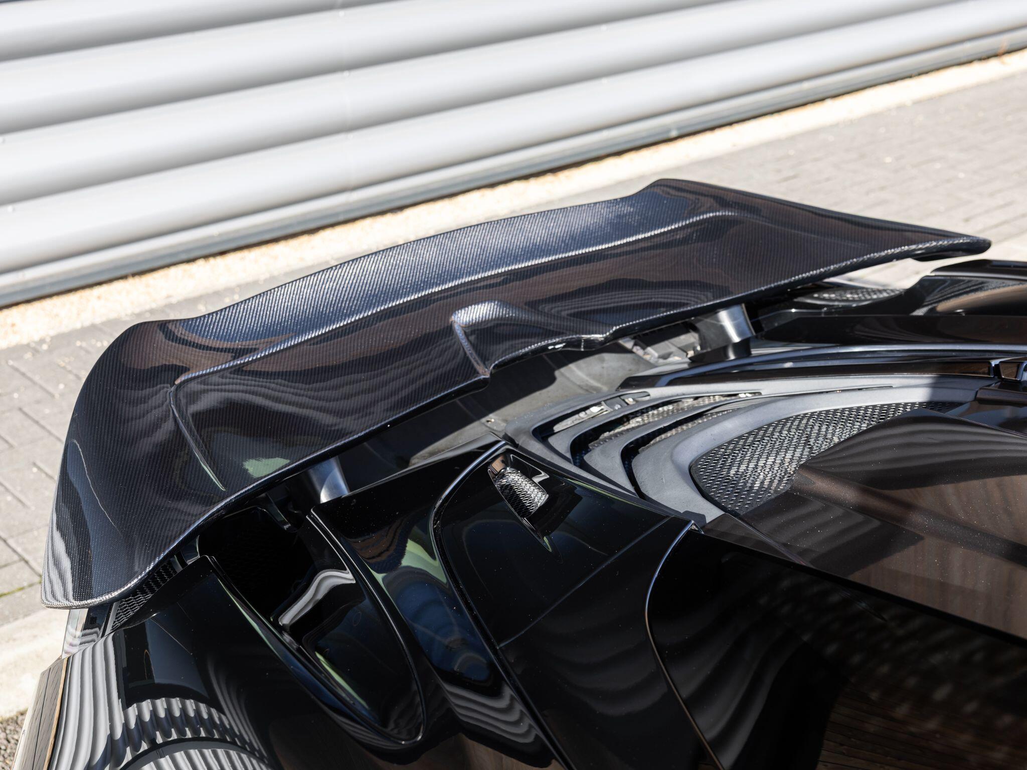 Mclaren 720s view 15