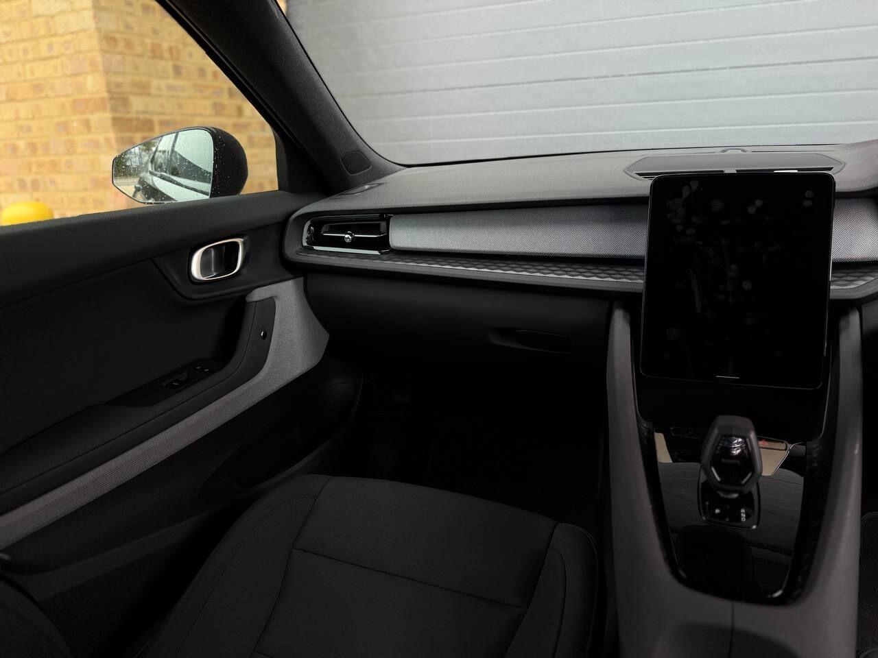 Polestar 2 view 30