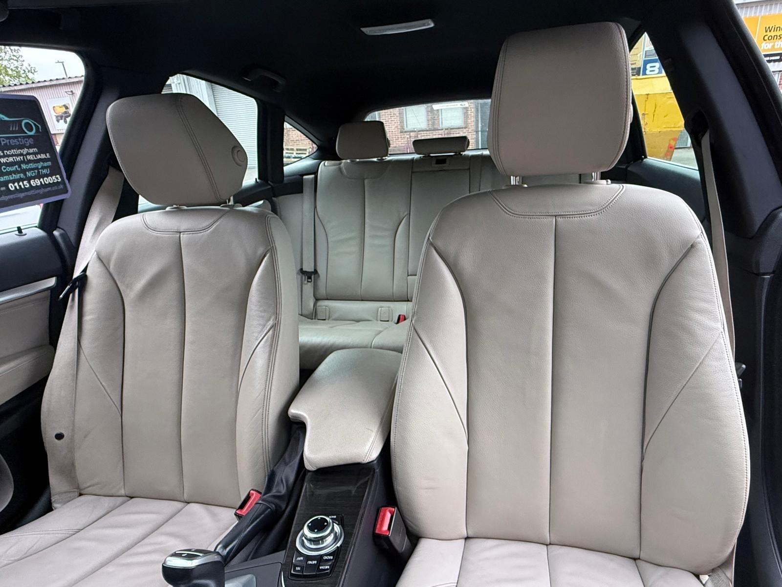 BMW 3 Series view 15