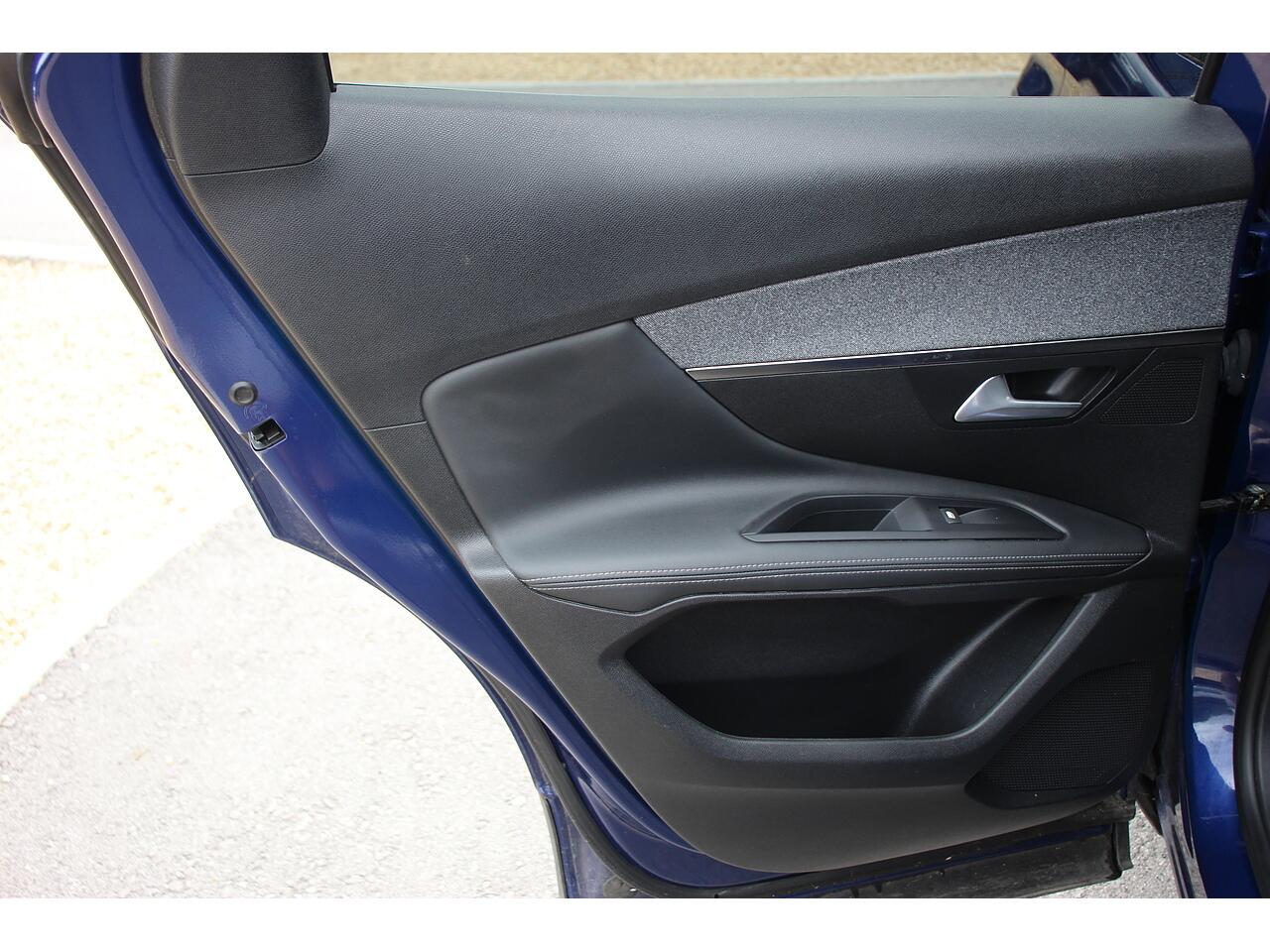 Peugeot 3008 view 33