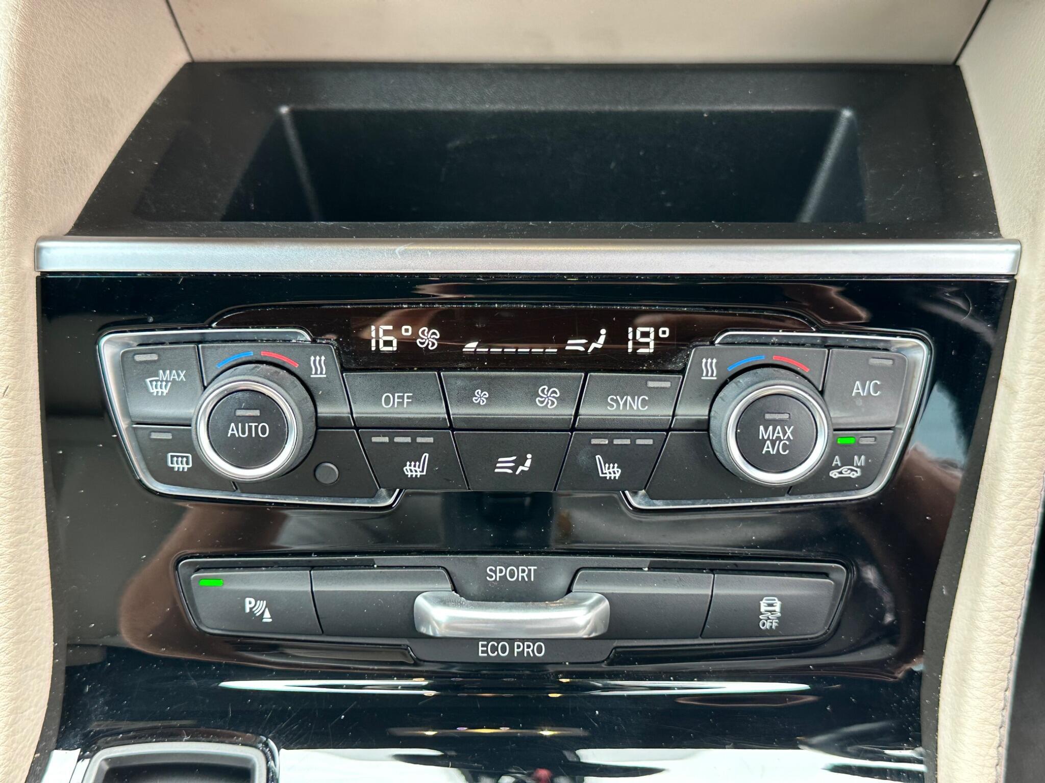 BMW 2 Series view 23