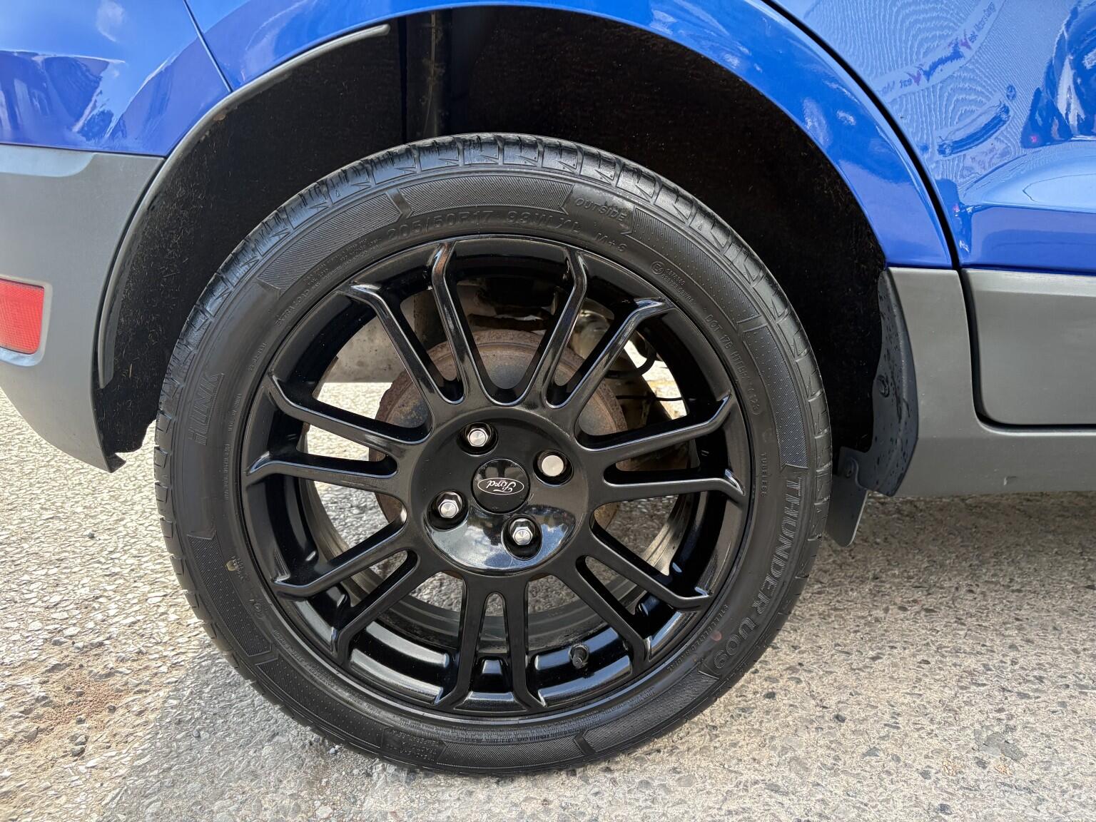 Ford Ecosport view 30