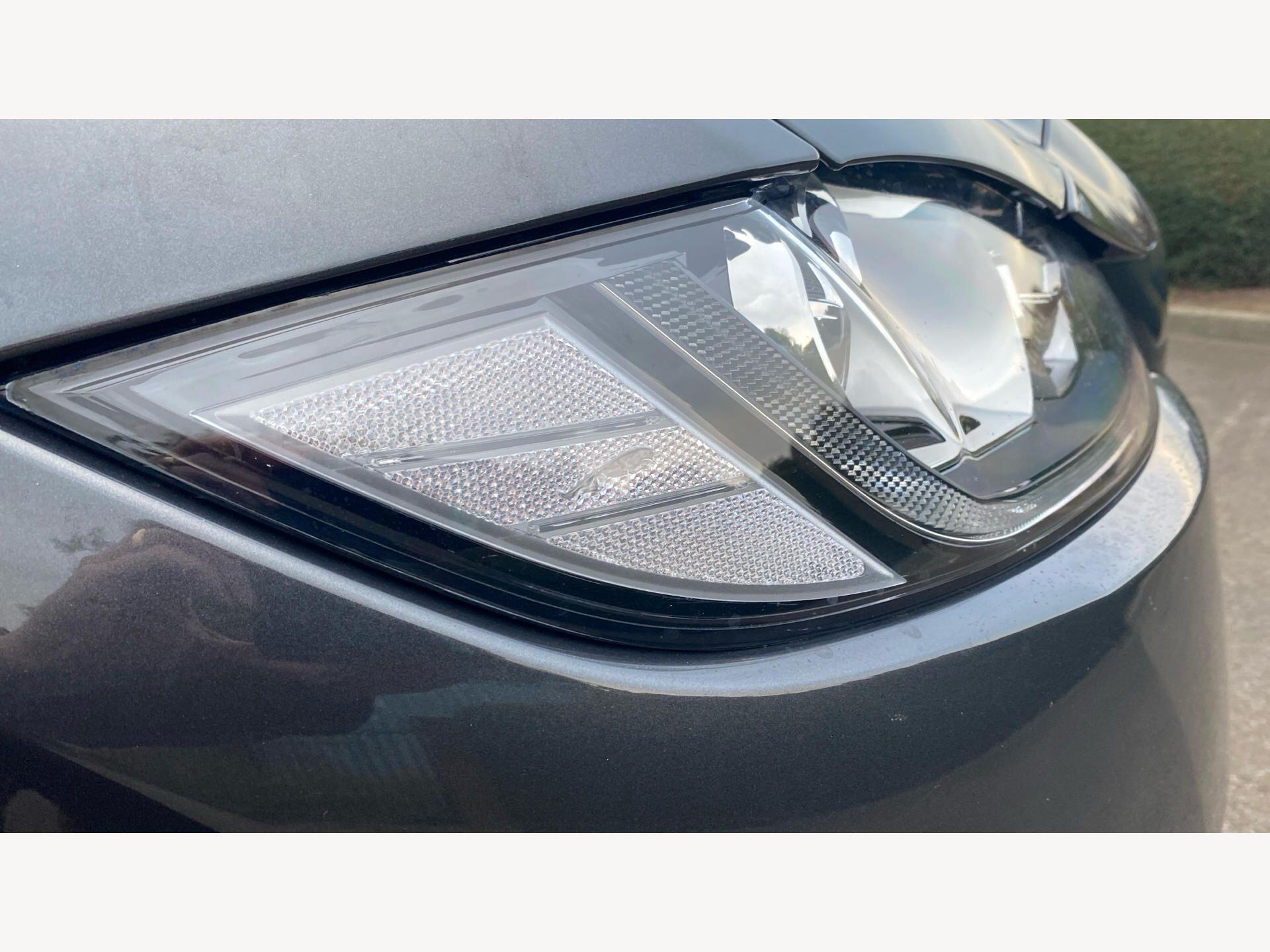 Jaguar F-Pace view 21