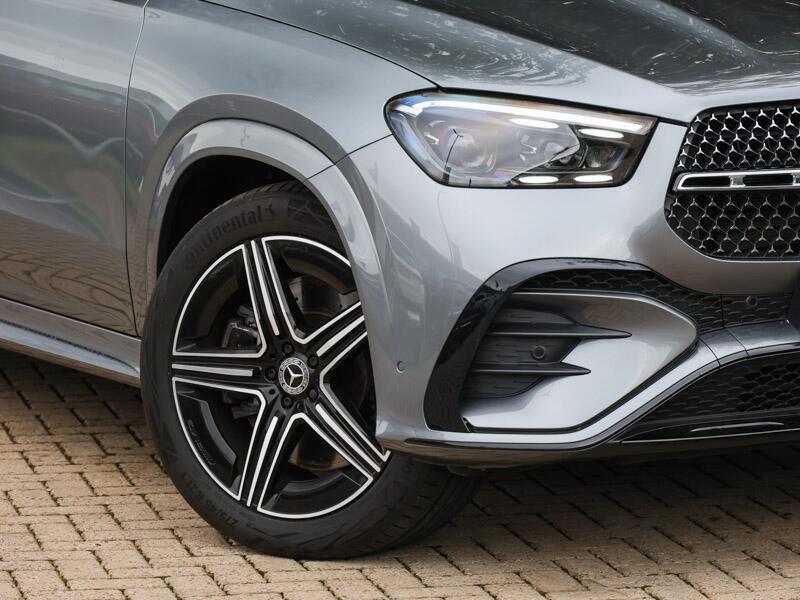 Mercedes-Benz GLE view 9
